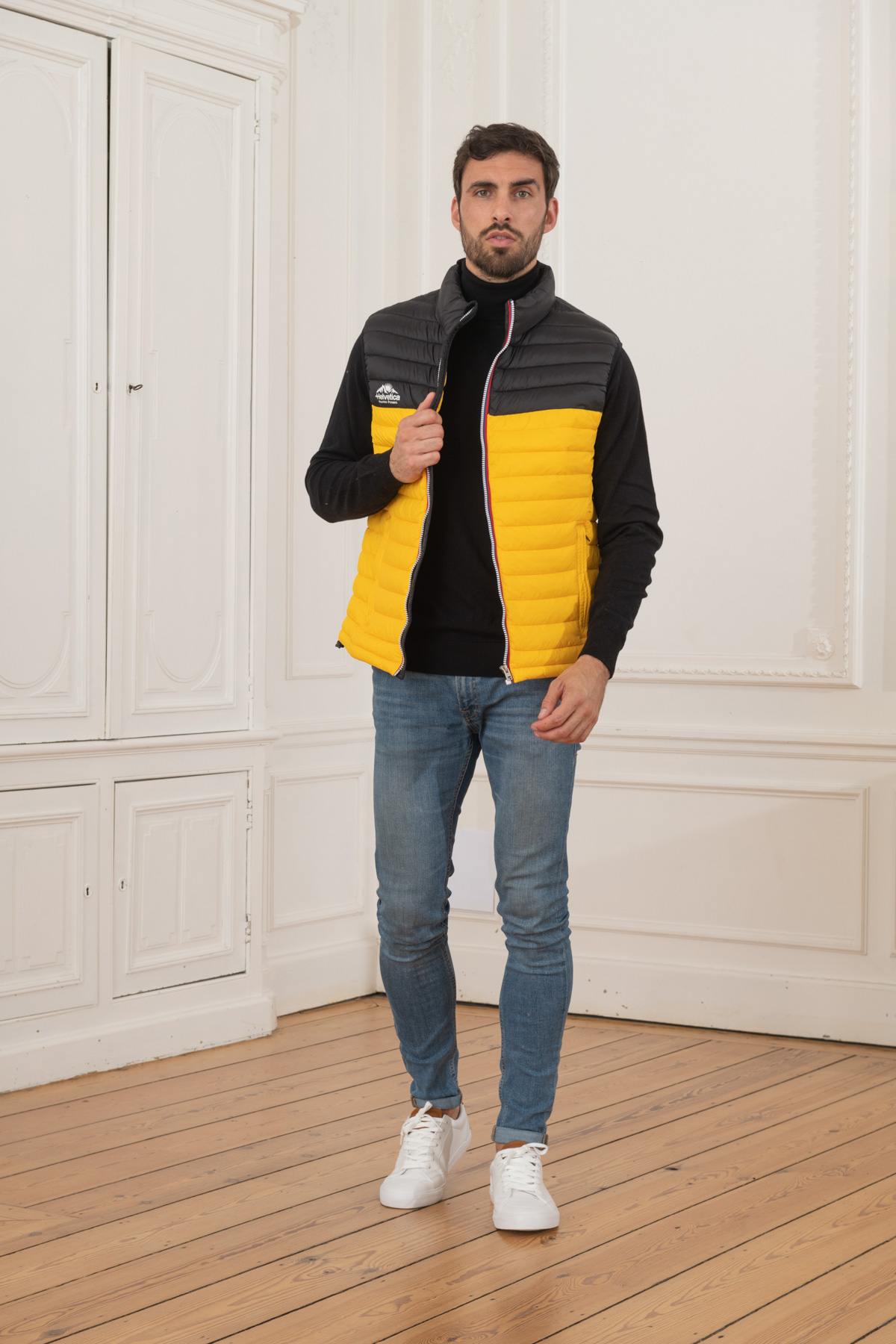 Yellow and black sleeveless down jacket - Image n°6