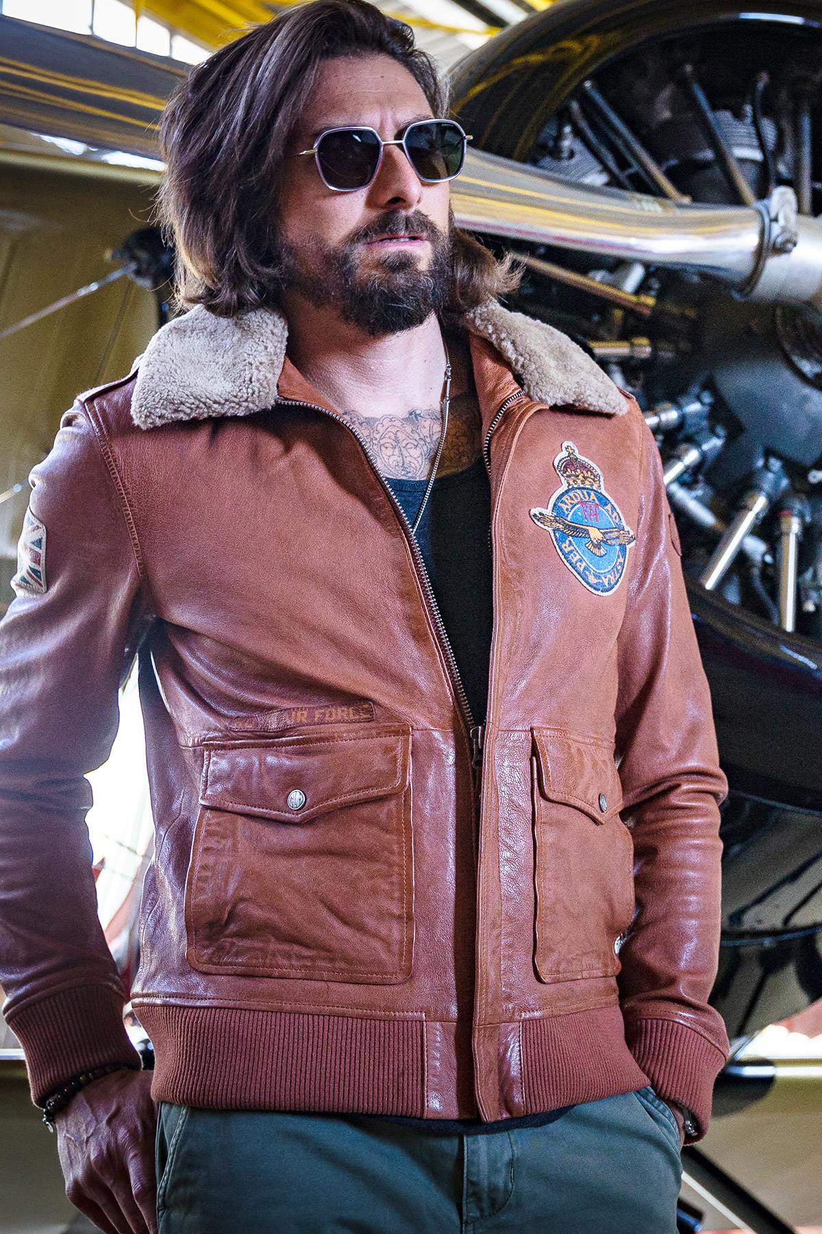 Cognac-colored Royal Air Force Pilot Jacket - Image n°1