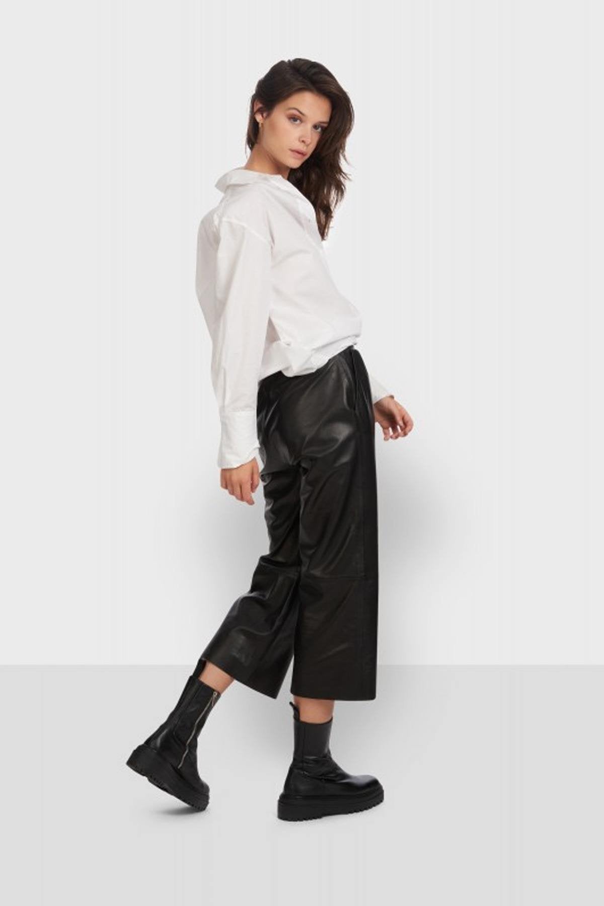 High-waisted 70s-style leather cropped pants - Image n°3