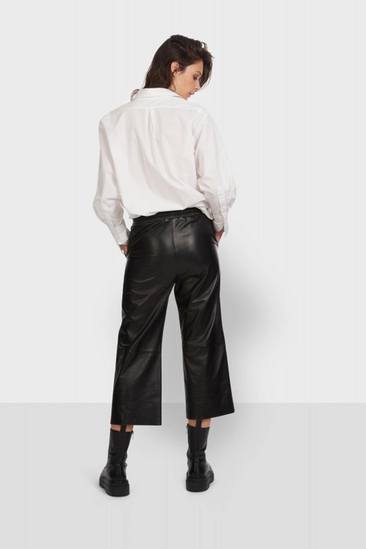 High-waisted 70s-style leather cropped pants - Image n°5