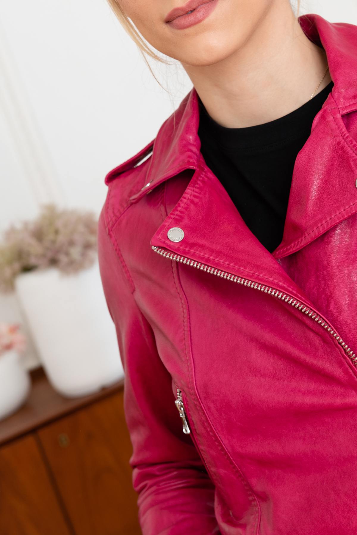 Short size fuchsia pink Biker Jacket - Image n°8