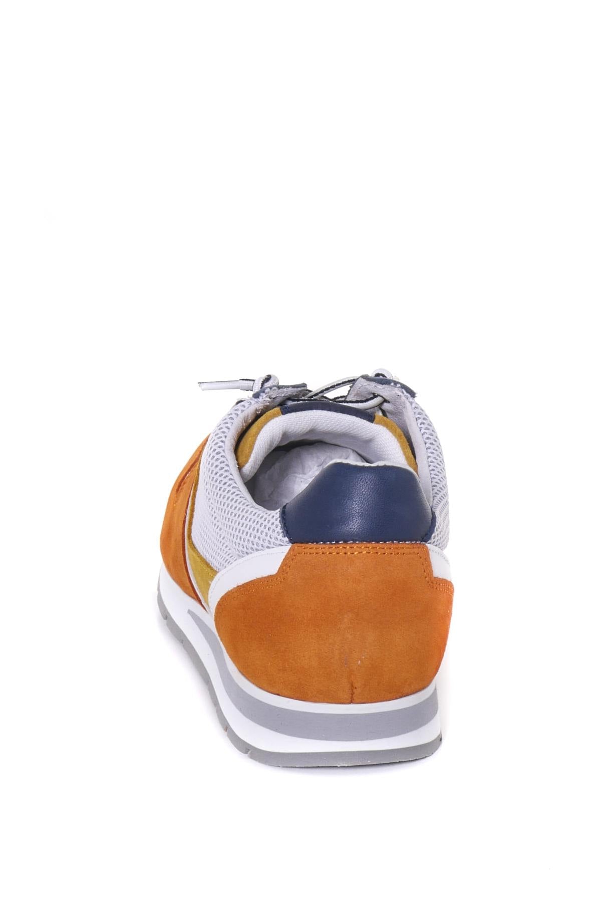 White and orange sneakers - Image n°13