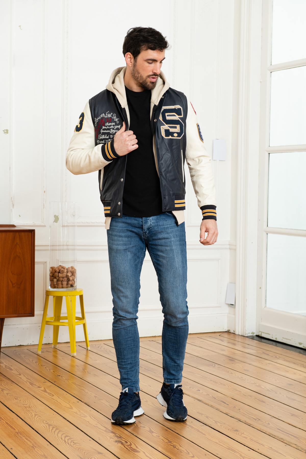 White and navy blue leather varsity teddy - Image n°3