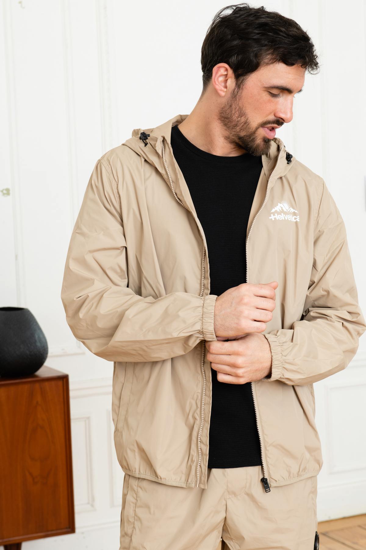 Beige track jacket - Image n°1