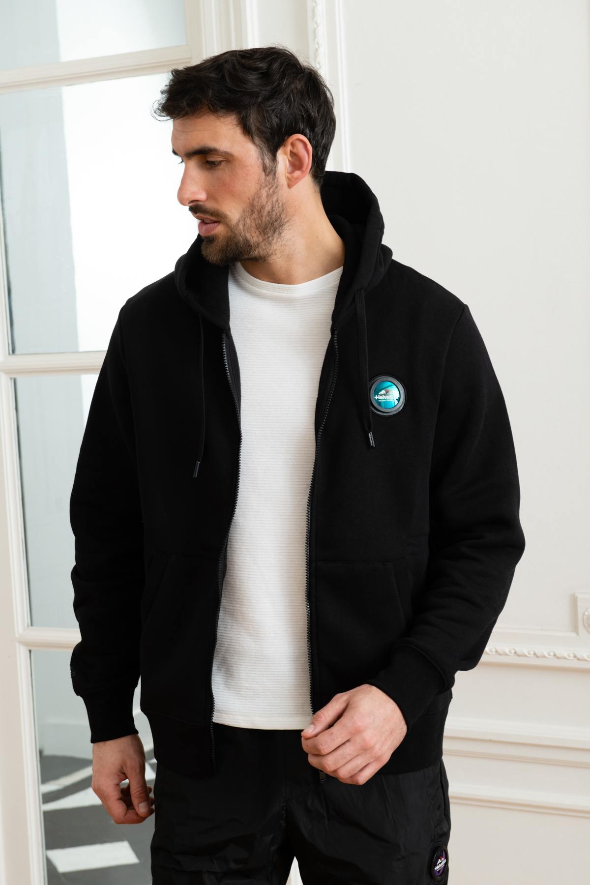 Black outdoor jogging jacket - Image n°2