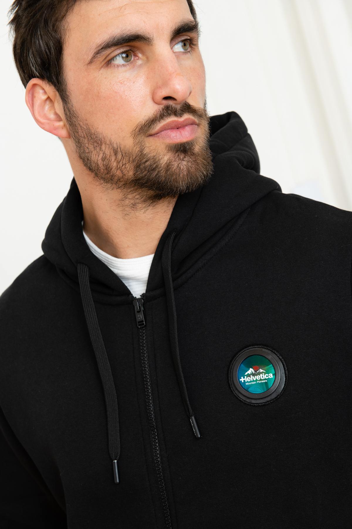 Black outdoor jogging jacket - Image n°5