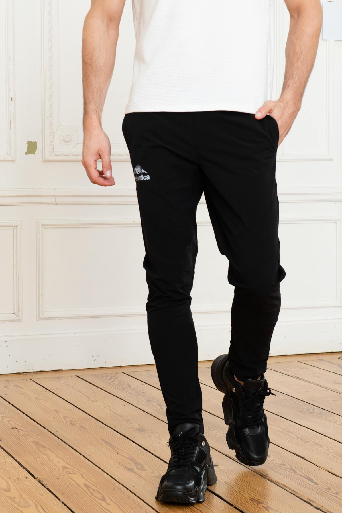 Black sweatpants - Image n°1