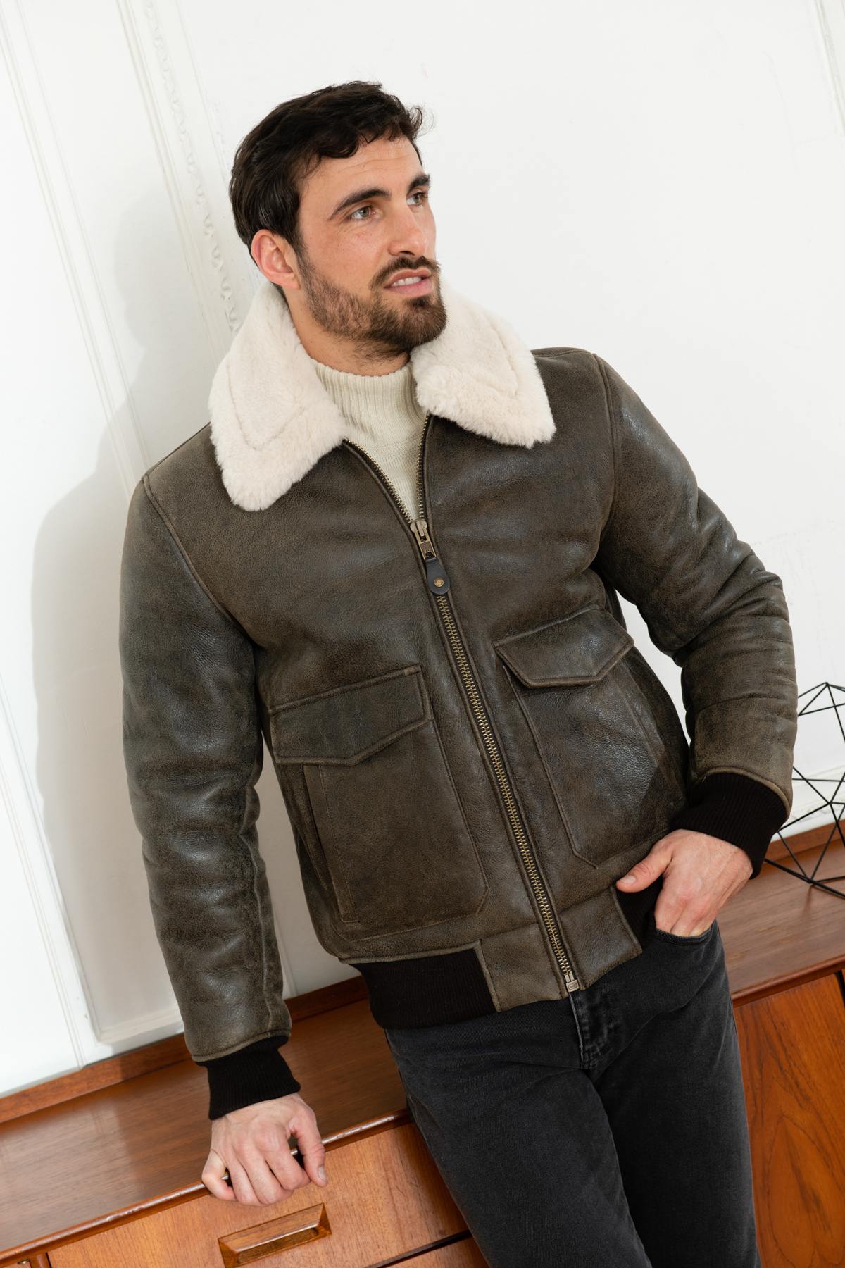 A-2 aviator in brown shearling and white fur - Image n°1