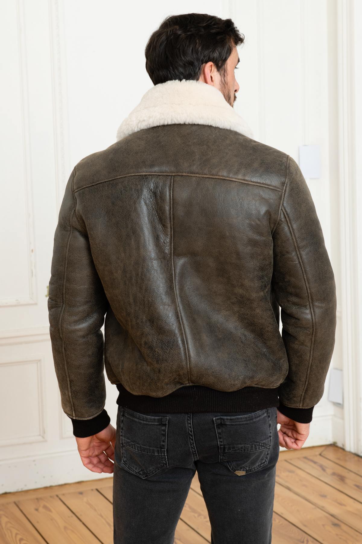 A-2 aviator in brown shearling and white fur - Image n°5