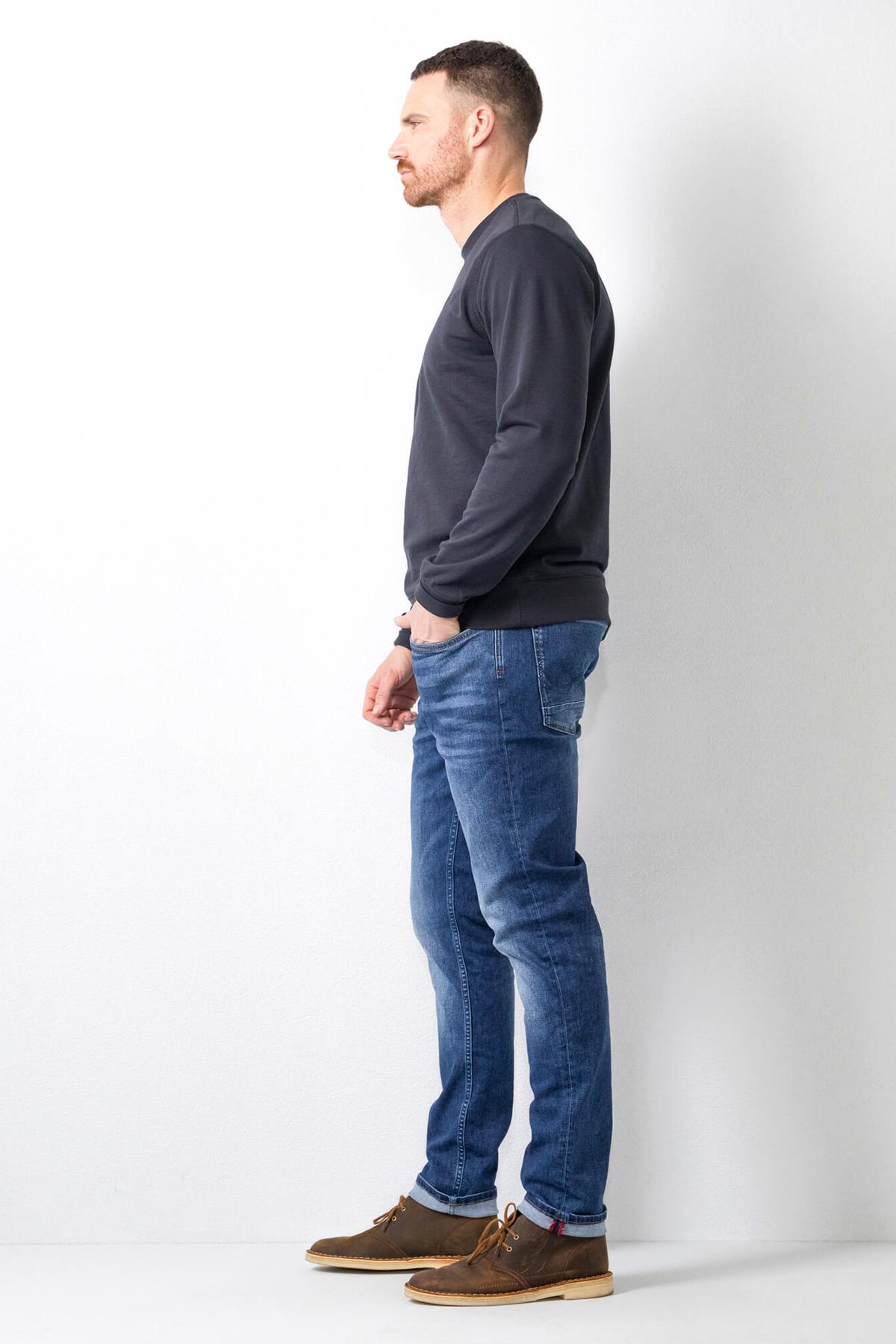 Men's 6-pocket washed blue jeans - Image n°10