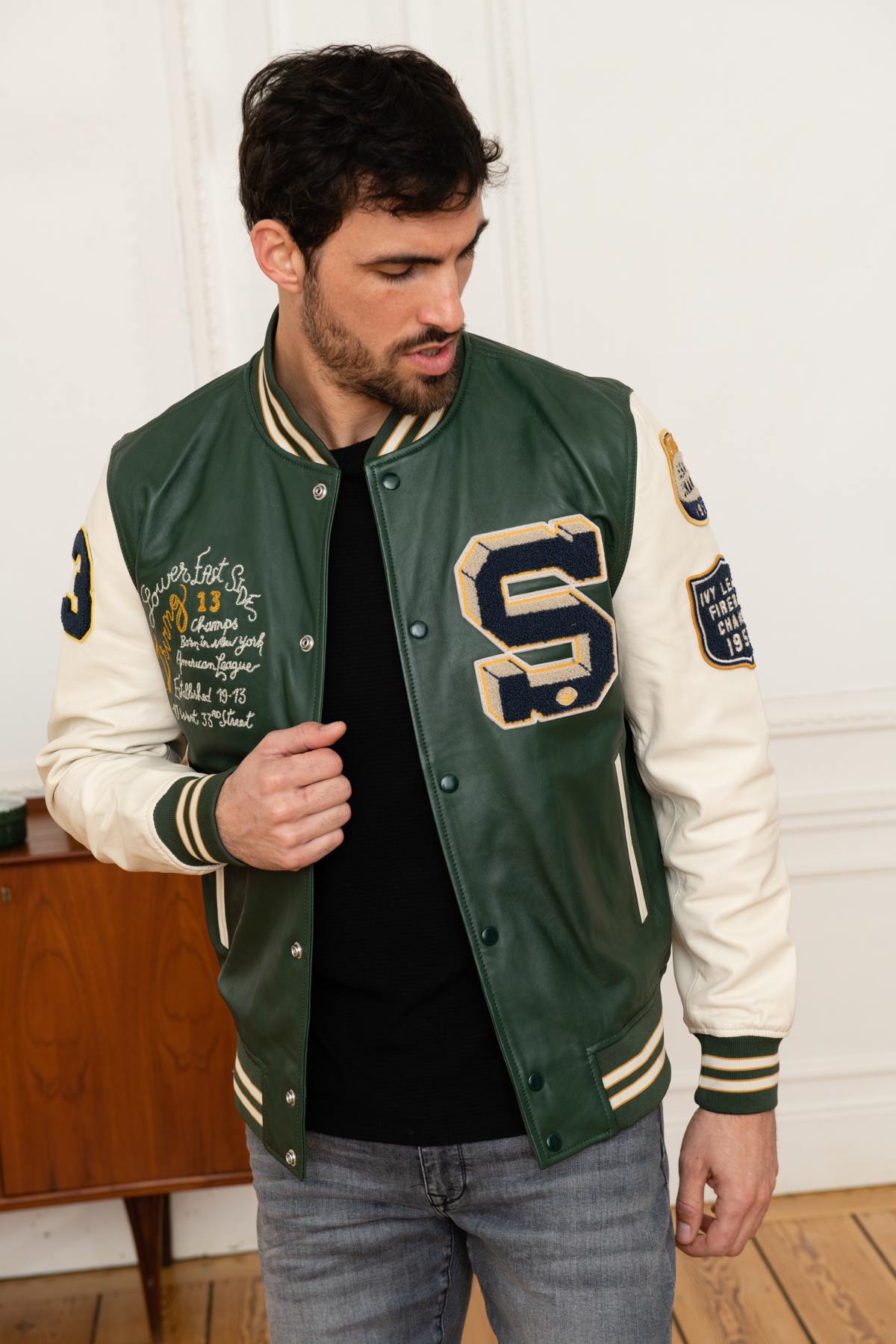 Varsity jacket in green and white leather - Image n°3