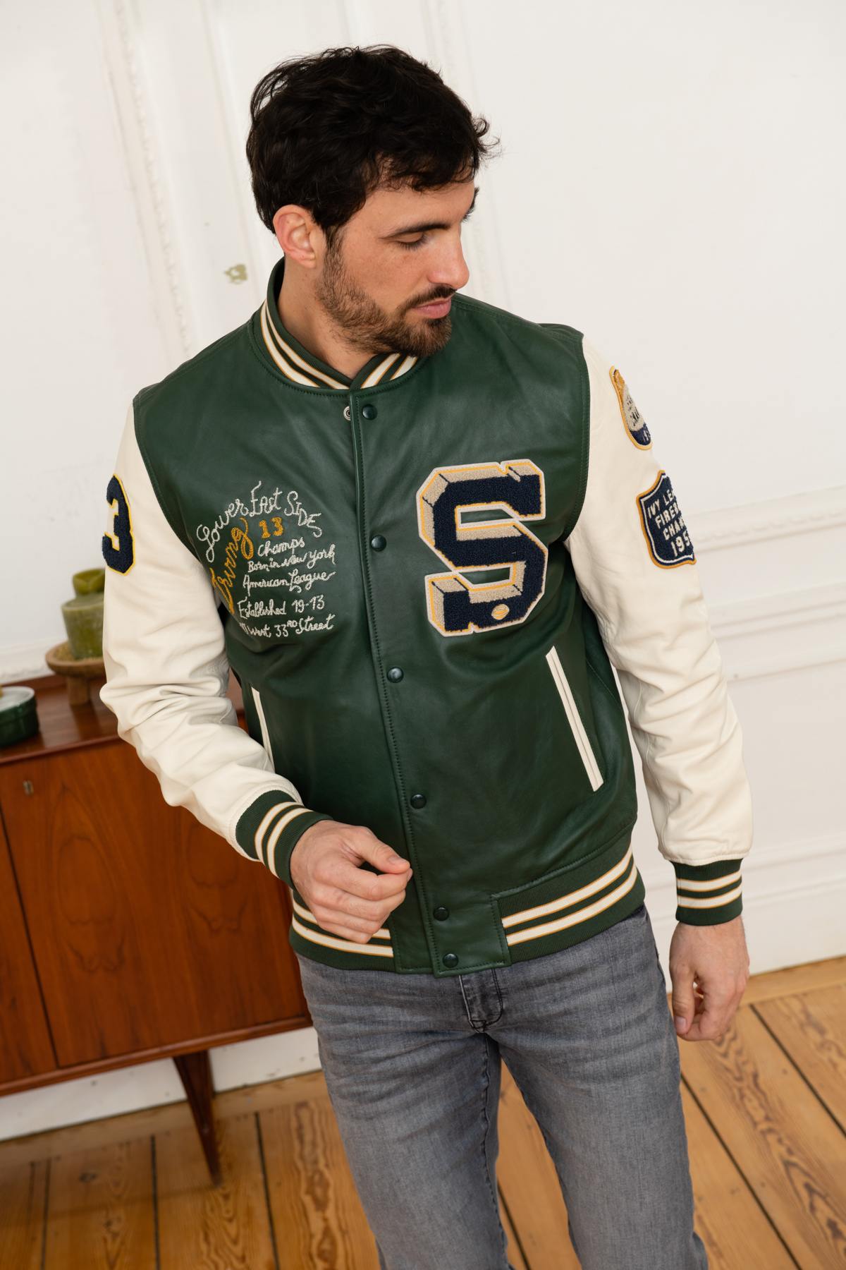 Varsity jacket in green and white leather - Image n°6