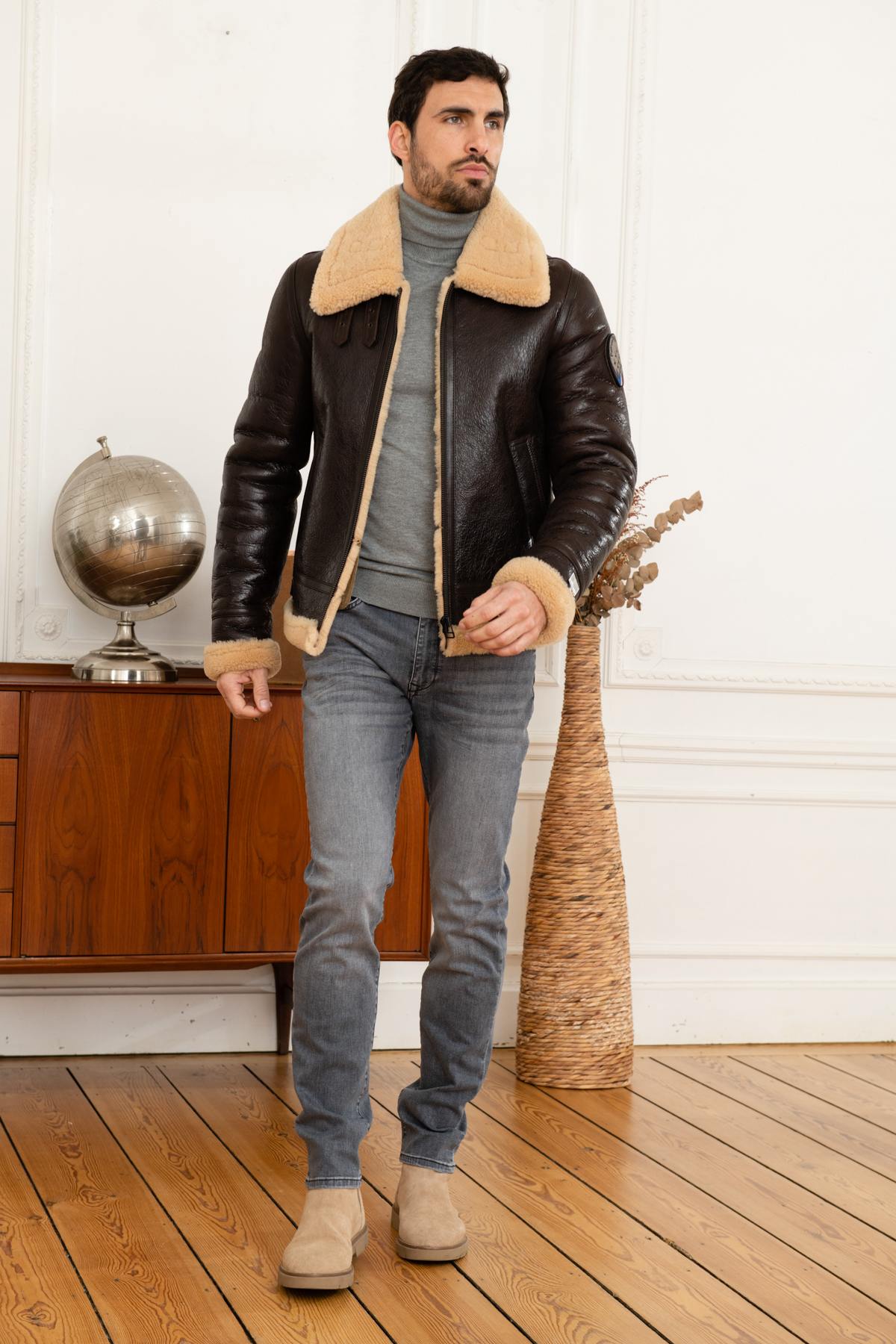 Bomber in sheepskin from the Patrouille de France - Image n°2