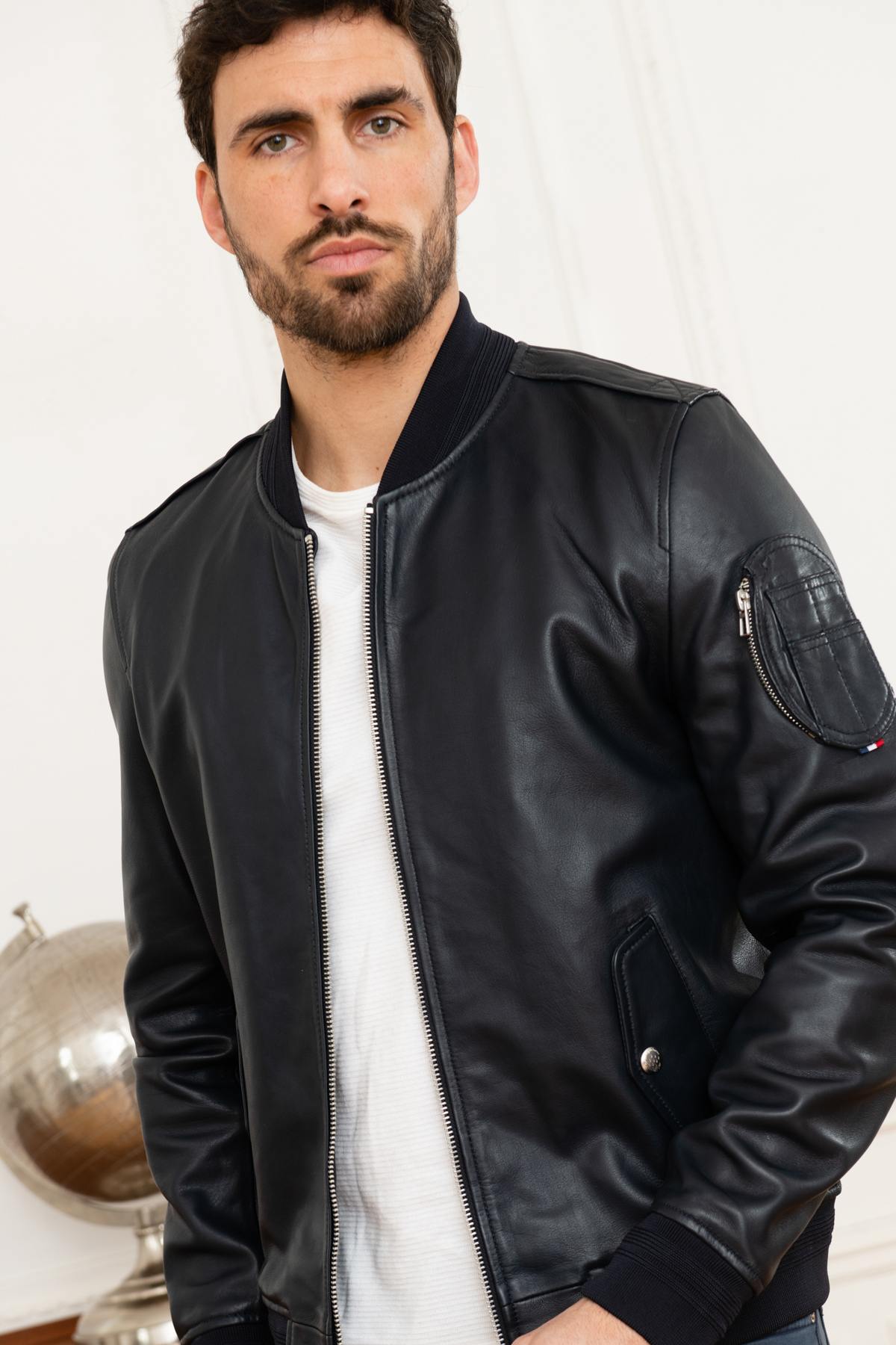 Navy blue bomber jacket from the Patrouille de France - Image n°3