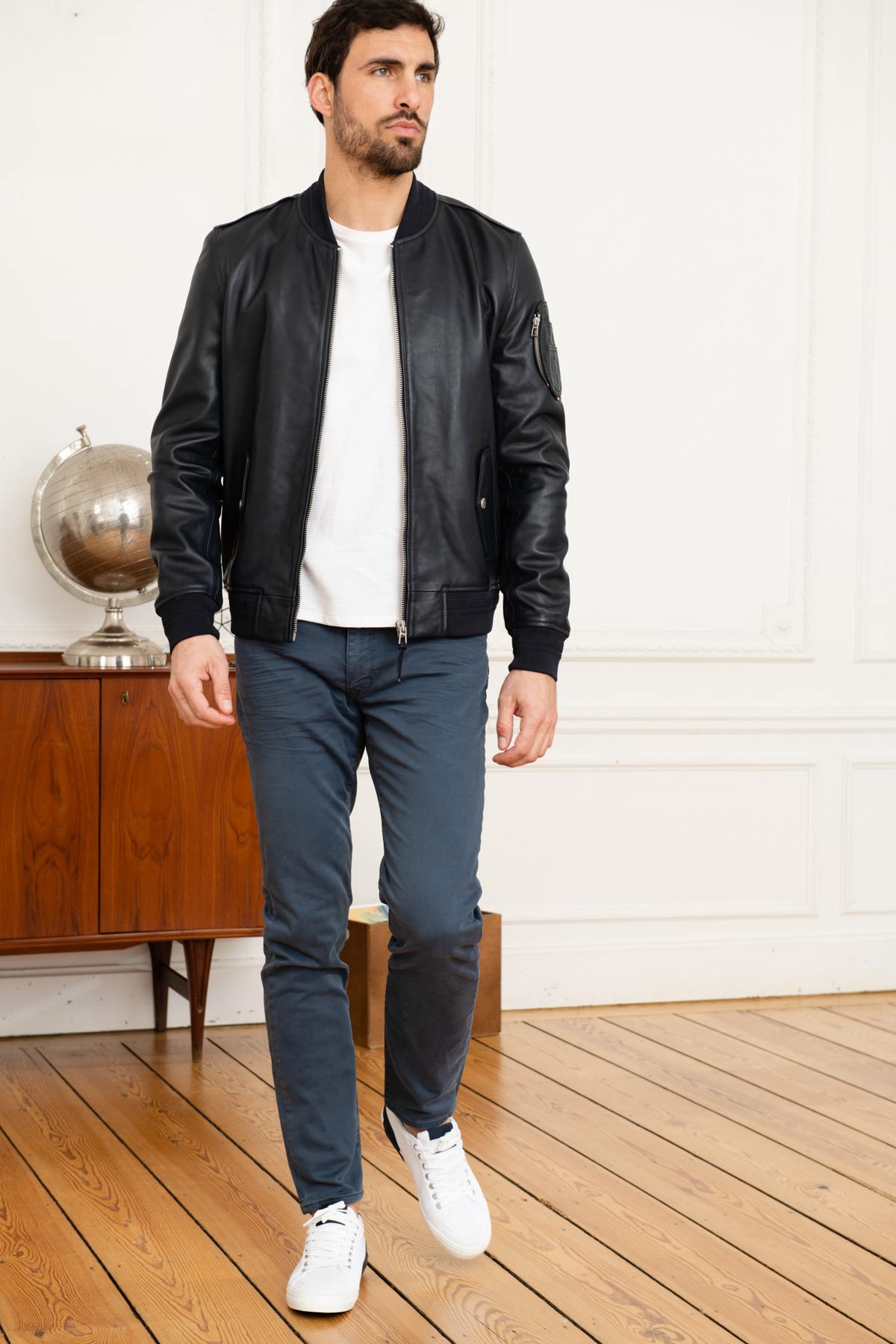 Navy blue bomber jacket from the Patrouille de France - Image n°7