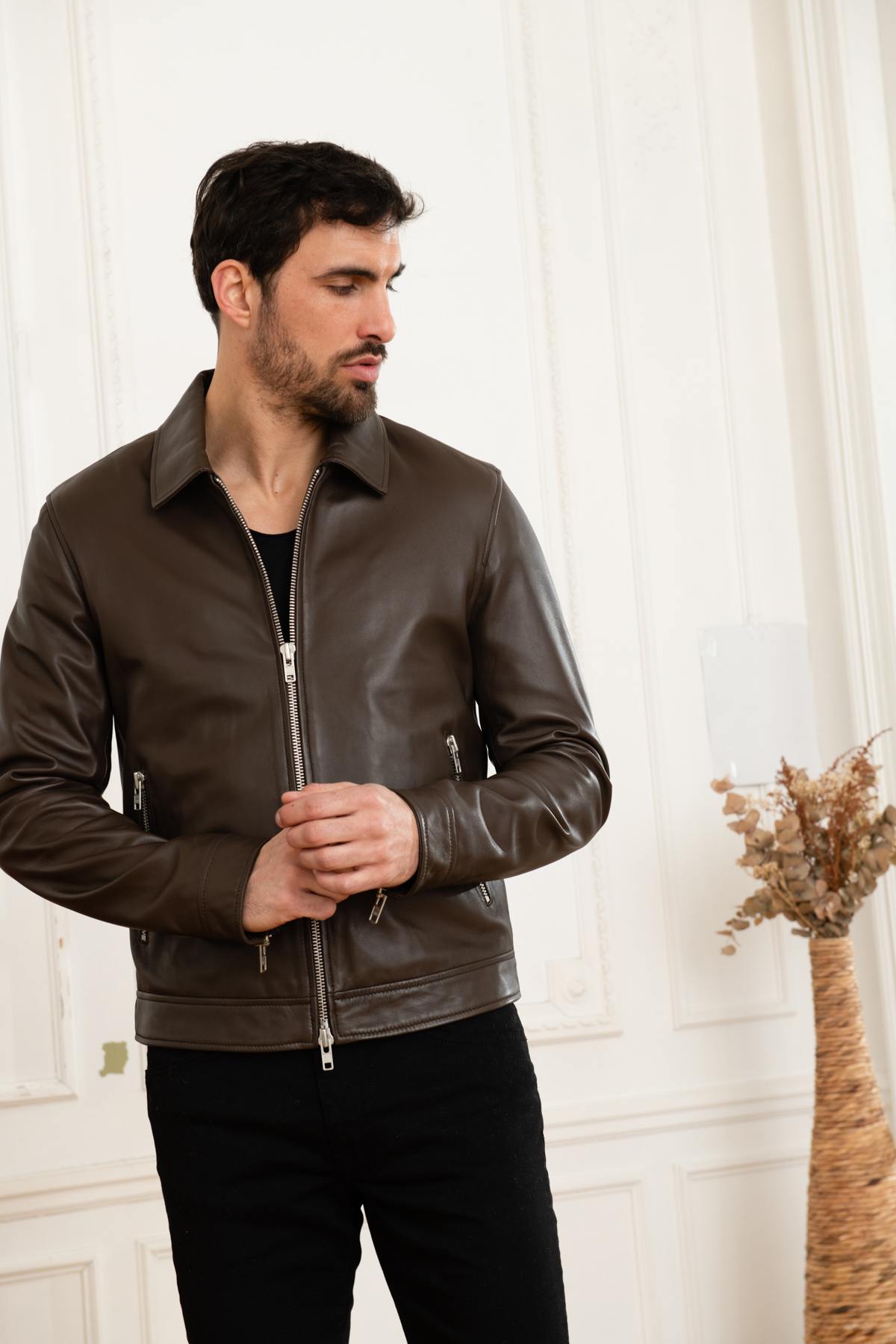 Elegant smooth leather jacket - Image n°6