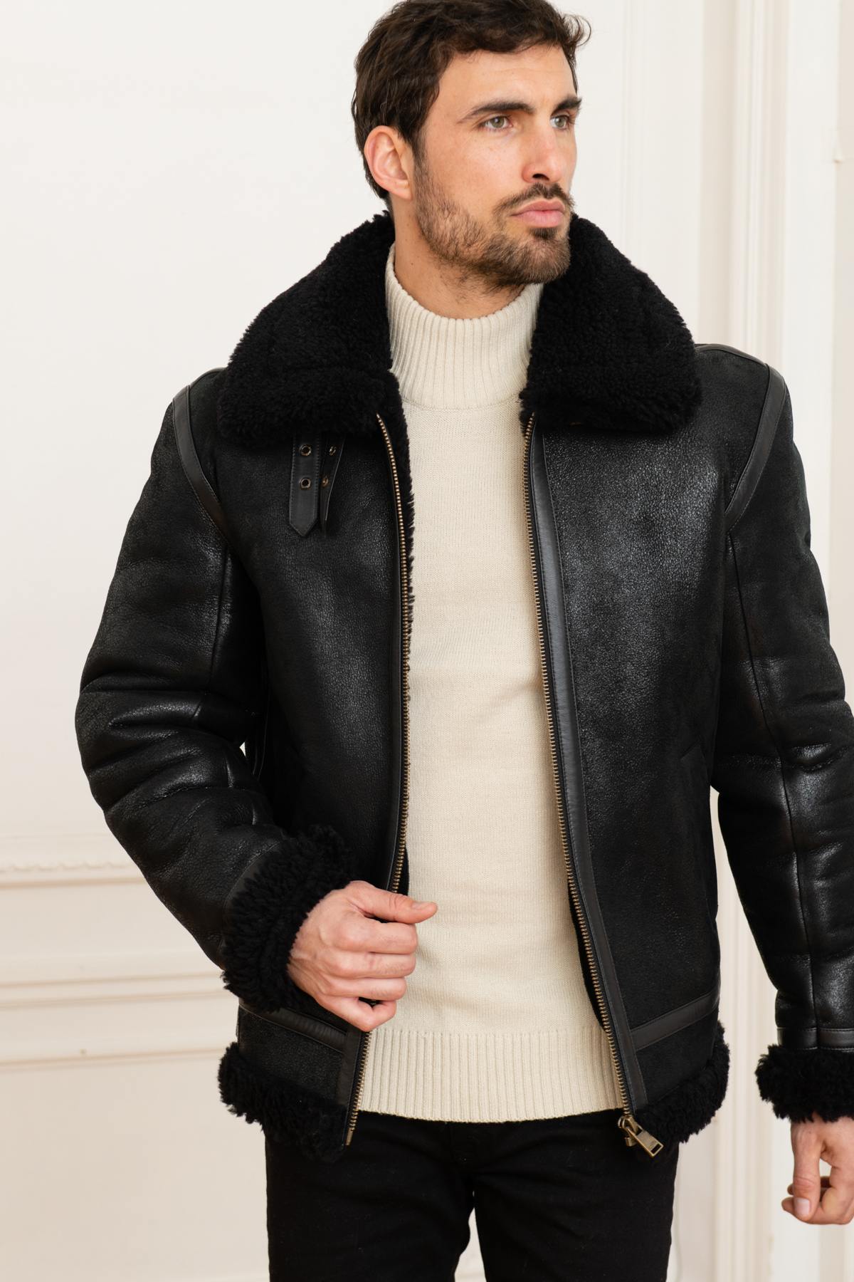 Monochrome black shearling bomber jacket - Image n°6