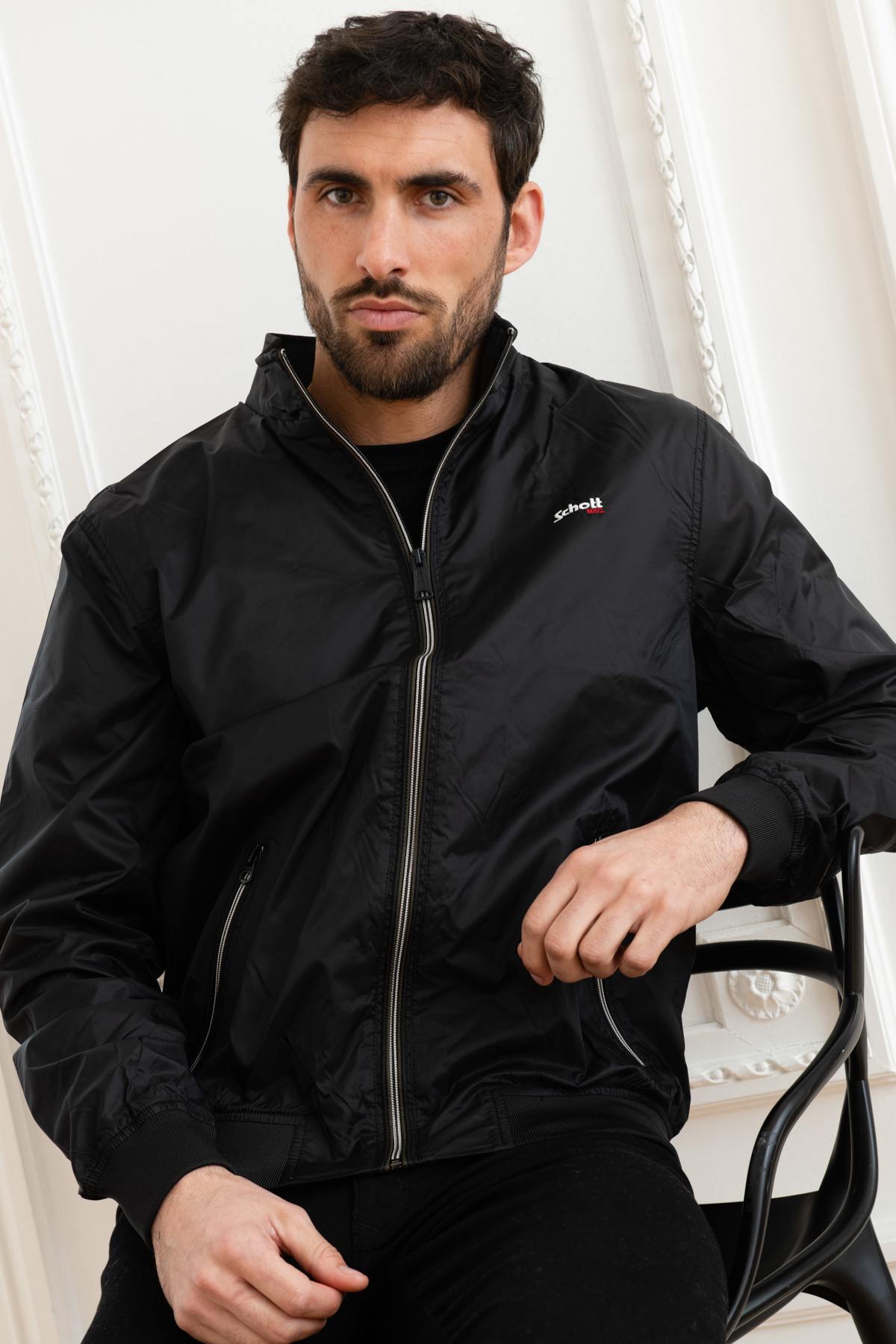 Men's black polyester jacket - Image n°1