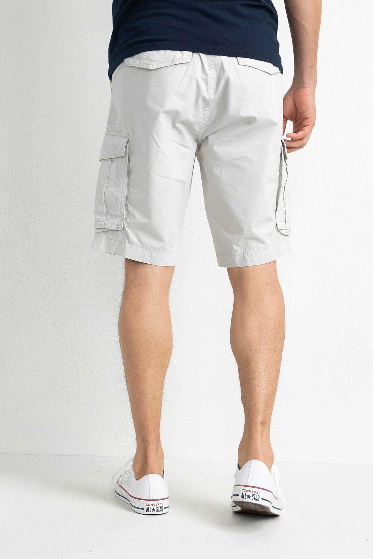 White cargo shorts with belt - Image n°2