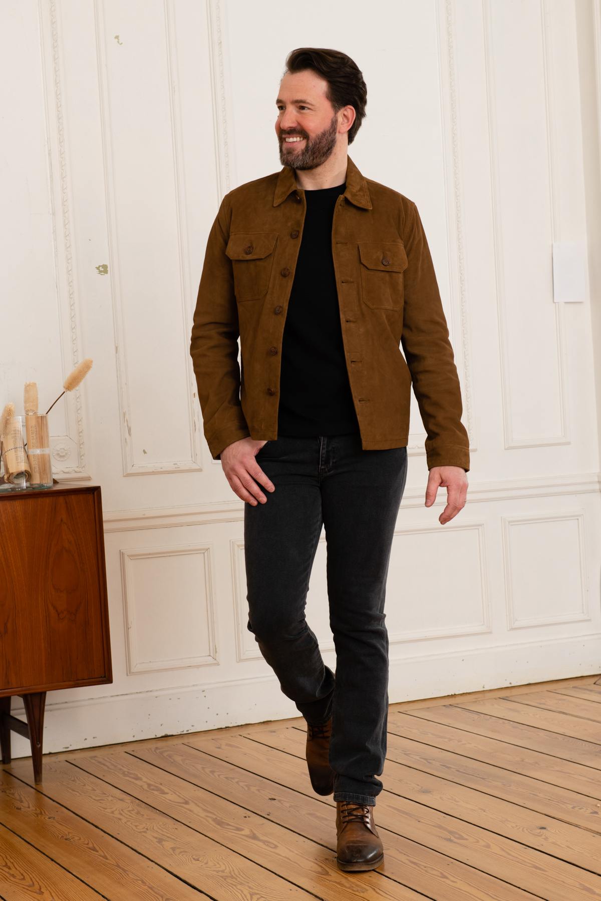 Brown suede leather worker overshirt - Image n°2