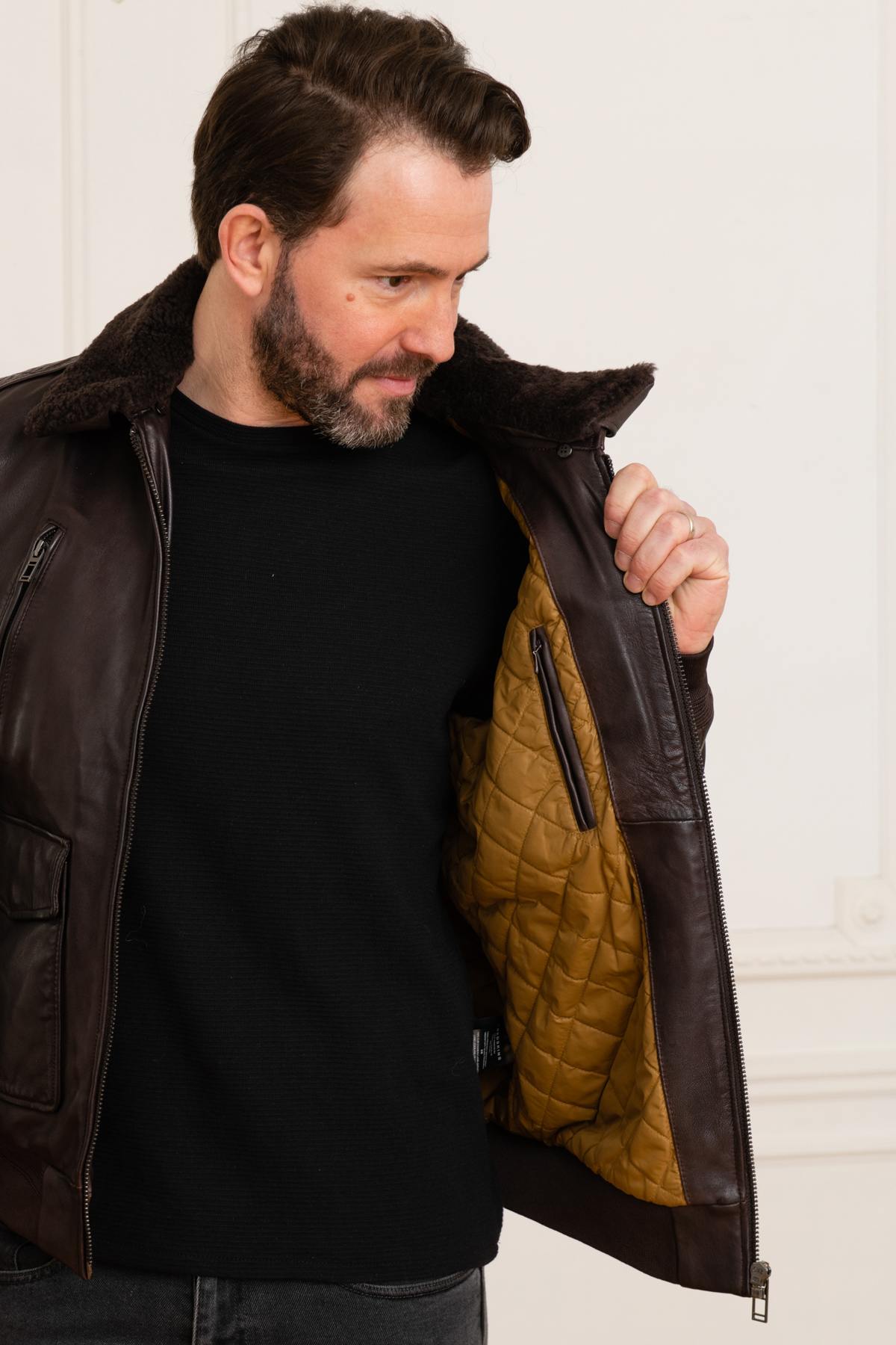 Pilot style jacket in brown leather - Image n°5