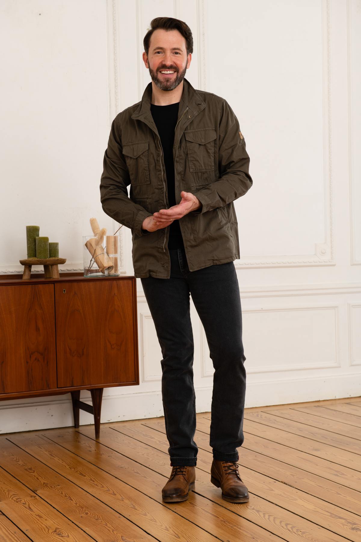 Men's khaki military jacket - Image n°2