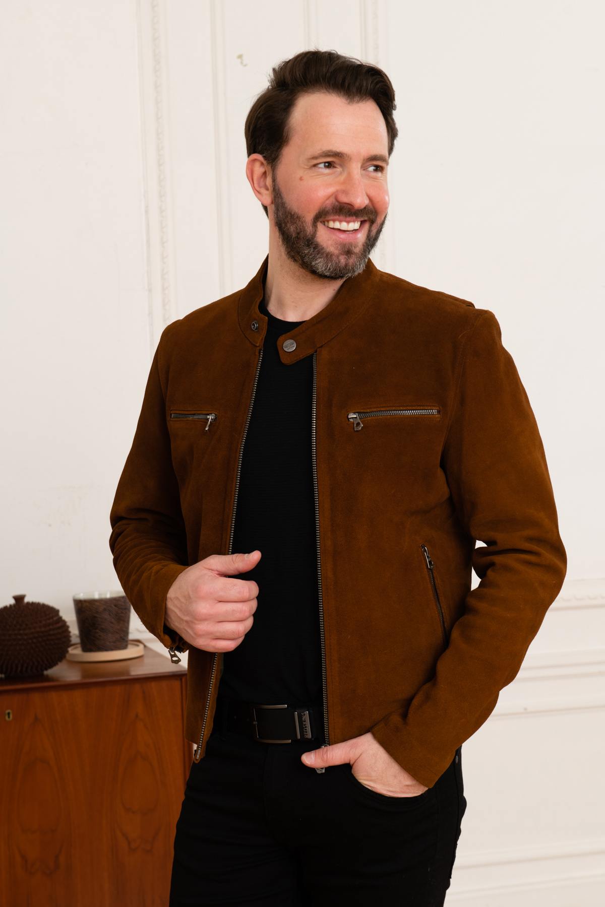 Biker-style jacket in suede cowhide - Image n°6