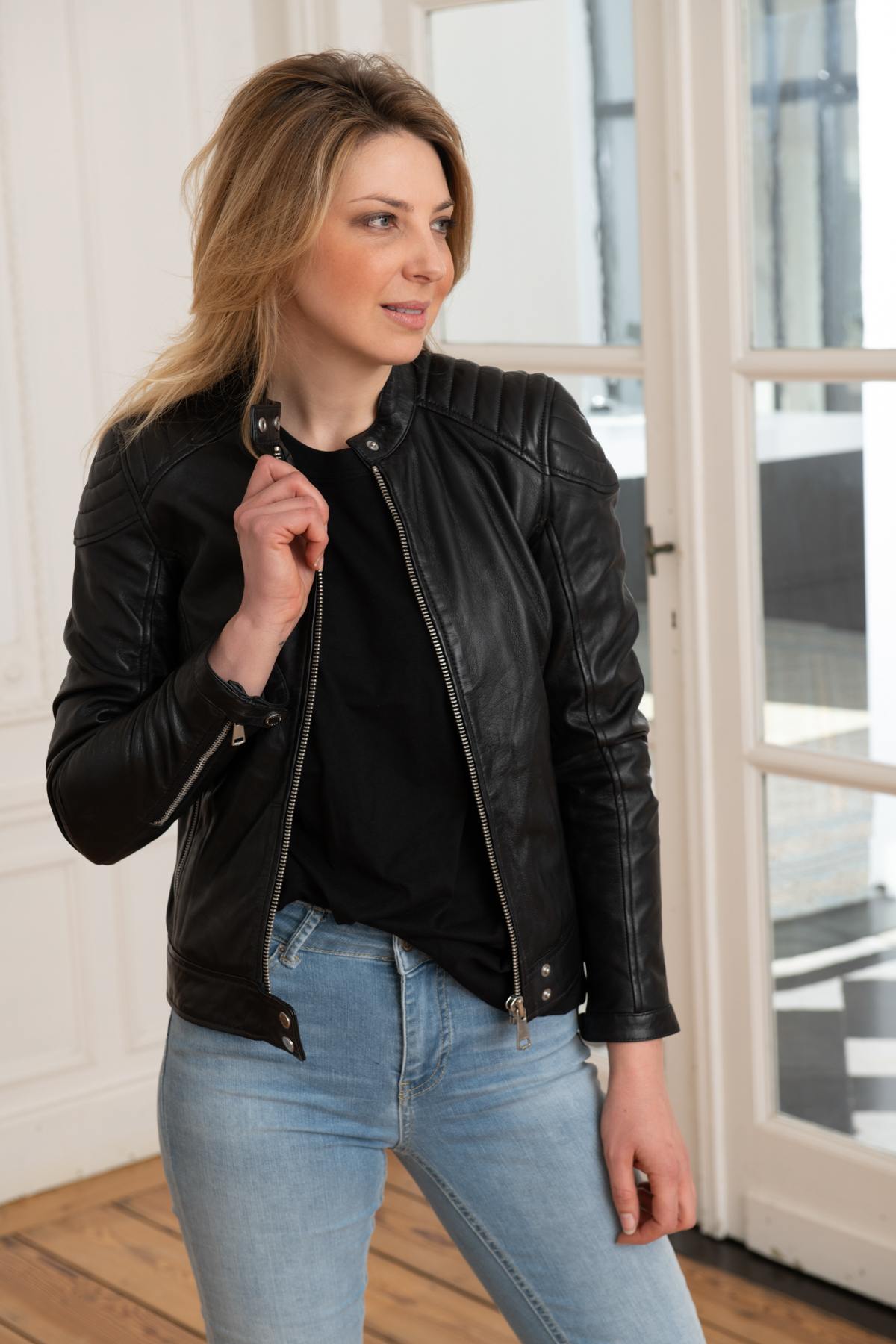 Black leather jacket with mao collar and quilting - Image n°8