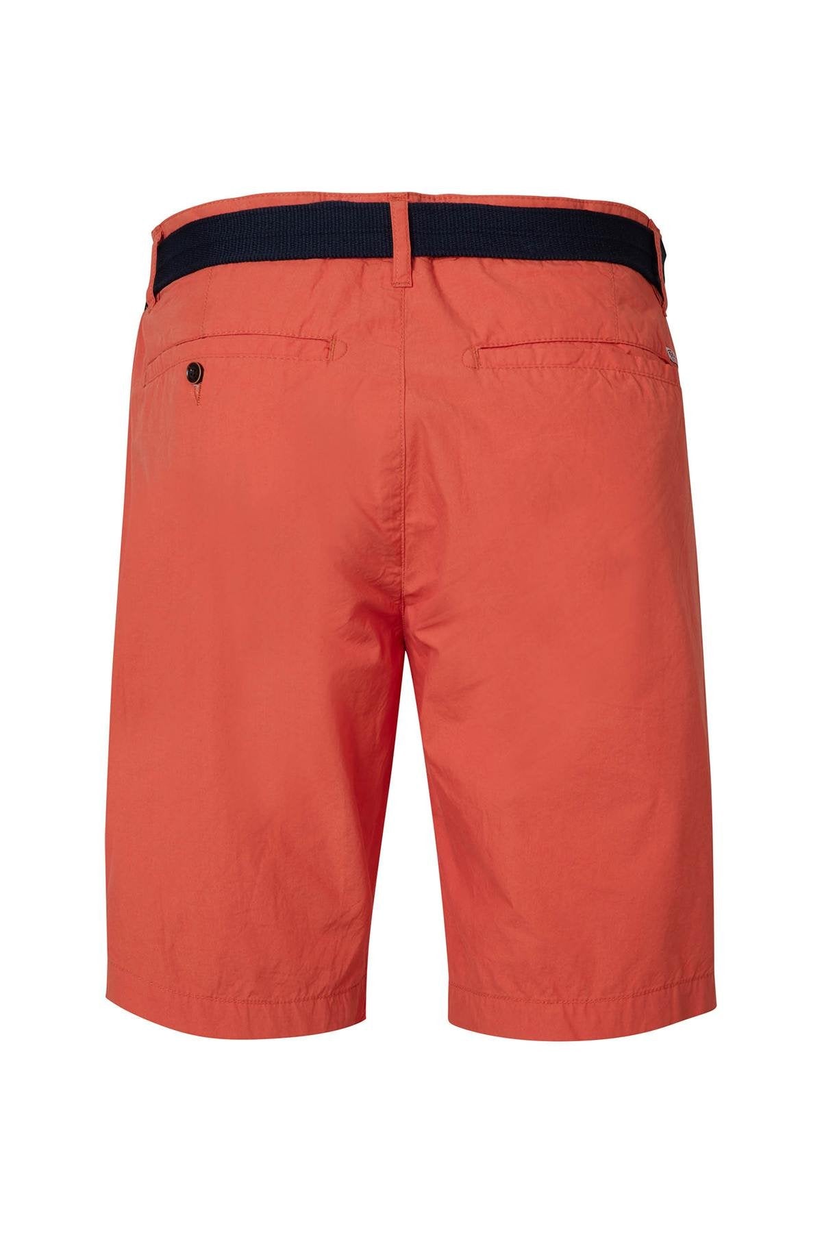 Red chino shorts with black belt - Image n°2