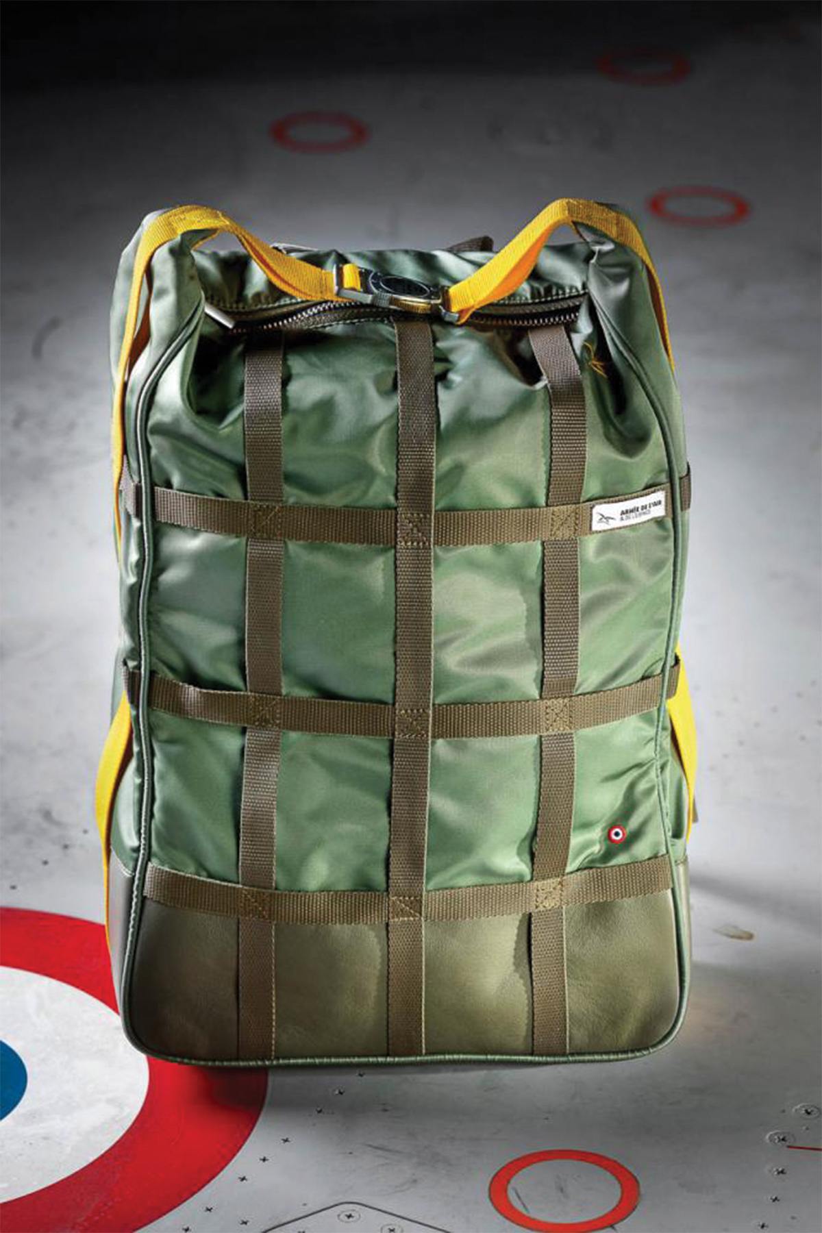 Khaki Air Force backpack - Image n°1