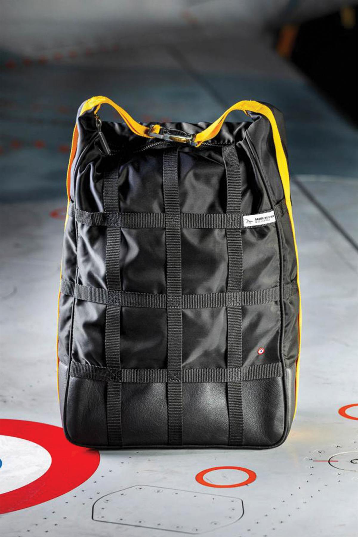 AAE Black Military Backpack - Image n°1