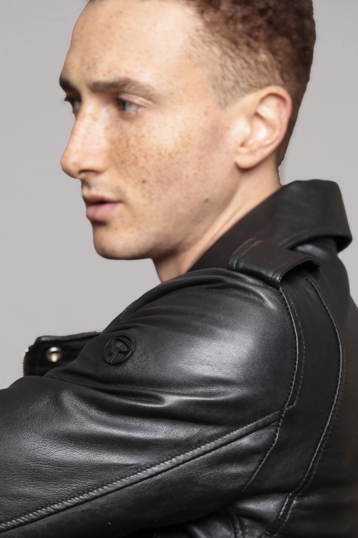 Perfecto style jacket in black lambskin - Image n°5