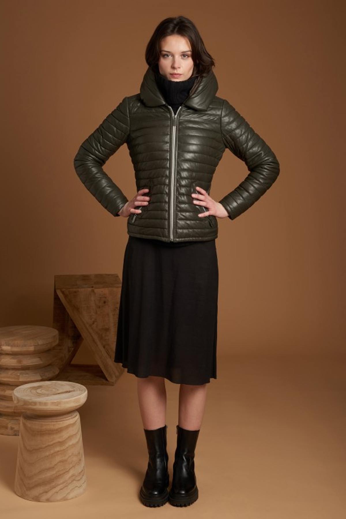 Khaki genuine sheepskin leather down jacket - Image n°6