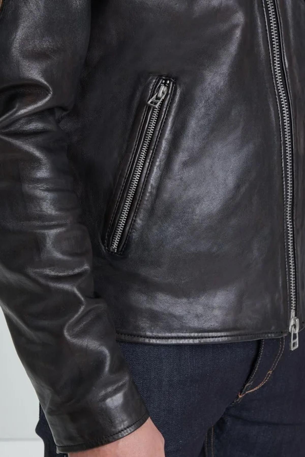 Retro black racing jacket in aged lambskin - Image n°5