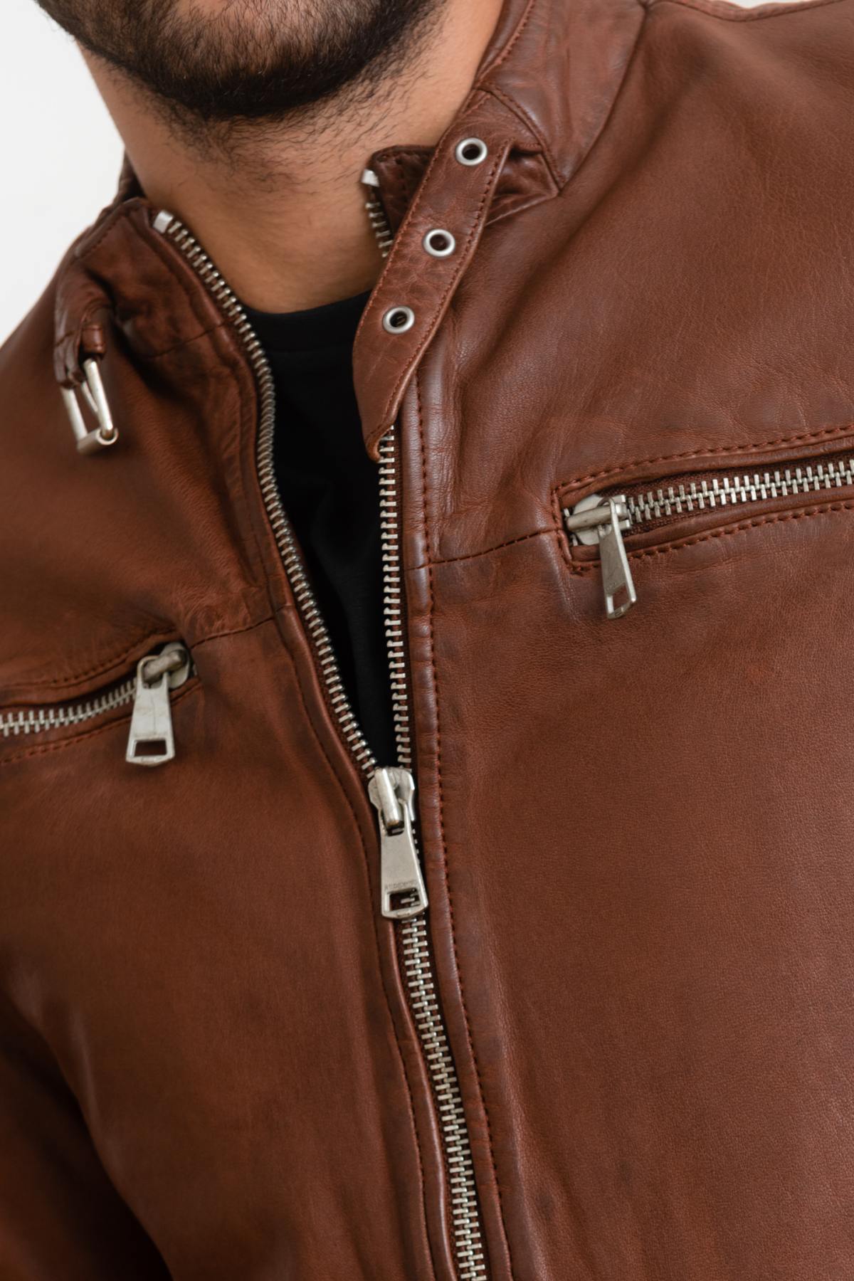 Cognac leather jacket with biker collar - Image n°9