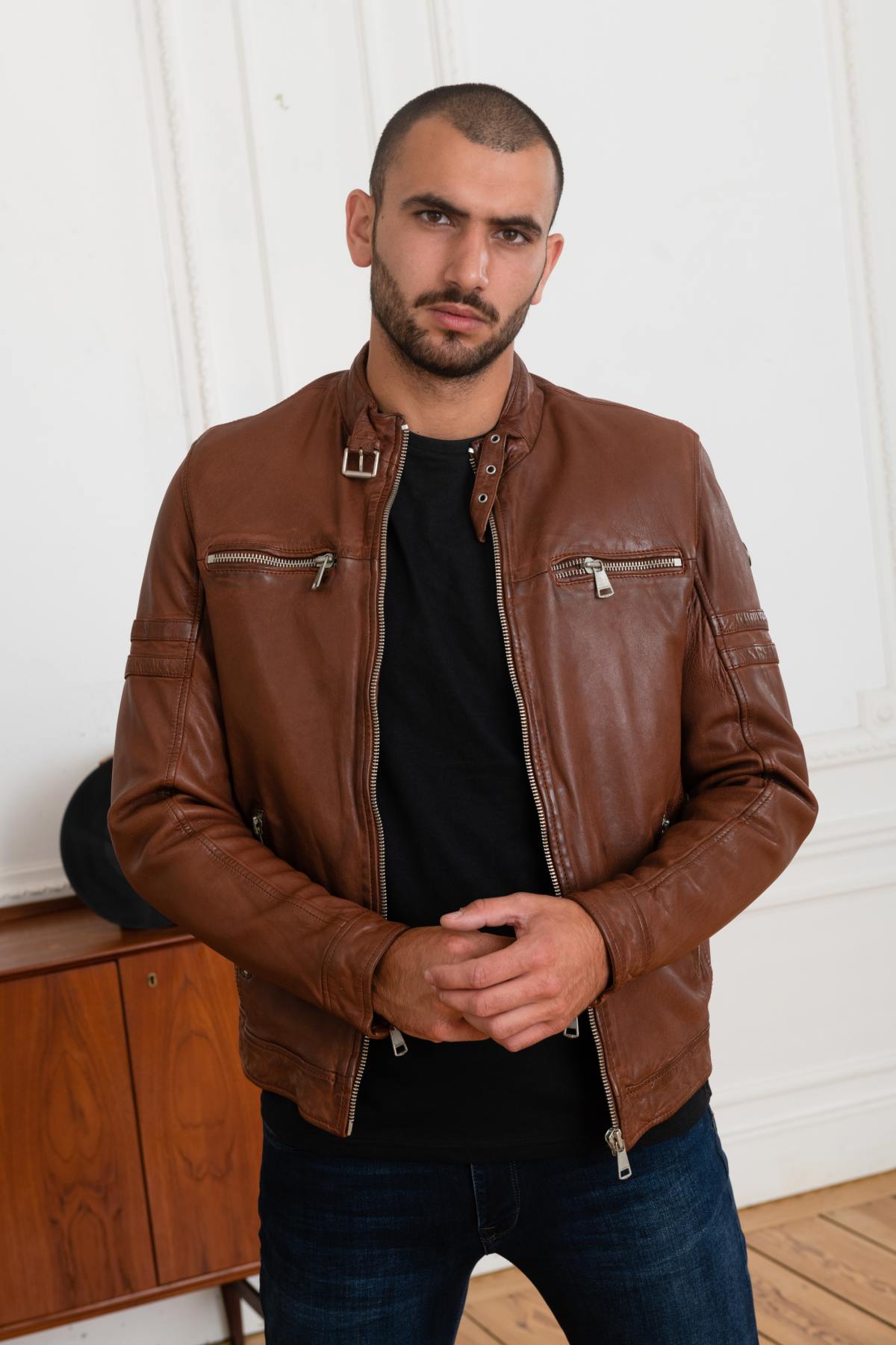 Cognac leather jacket with biker collar - Image n°3