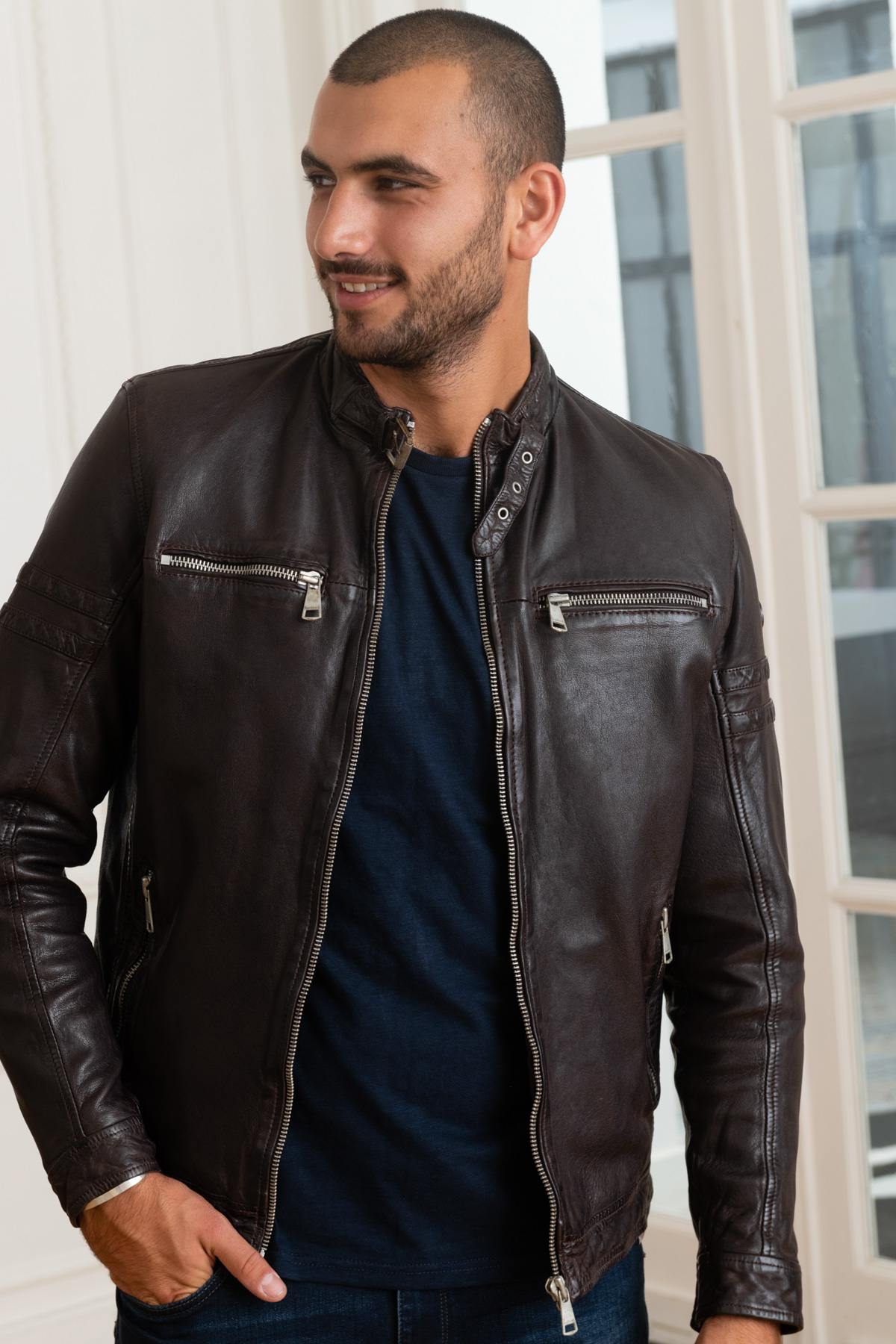 Men's brown leather jacket - Image n°1