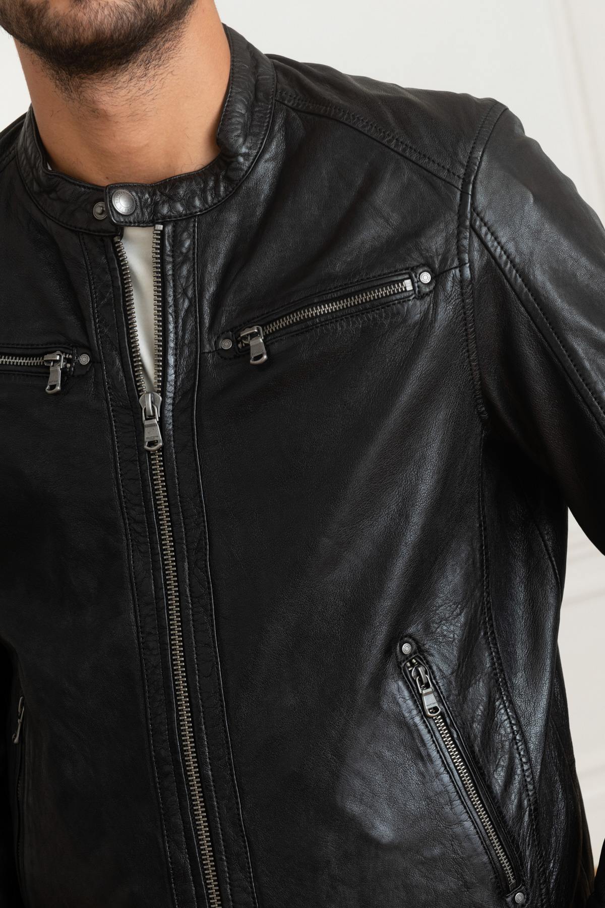 Fine and supple black leather jacket - Image n°11