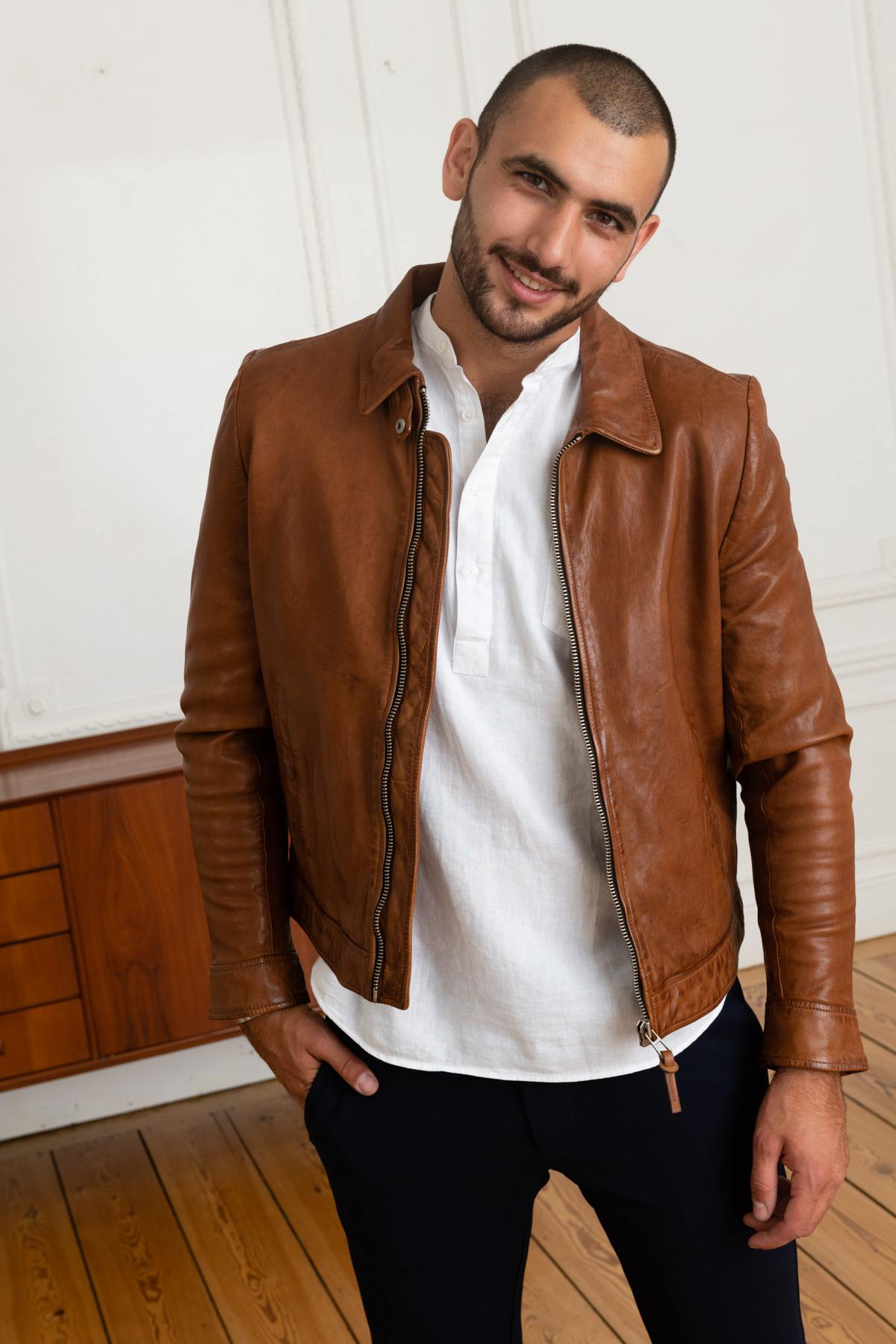 Eco-responsible leather jacket - Image n°1