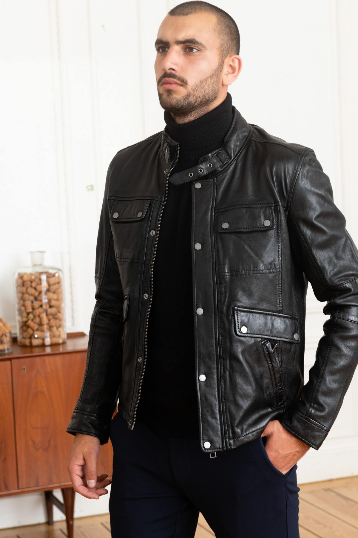 Slim fit black leather stand-up collar jacket - Image n°6