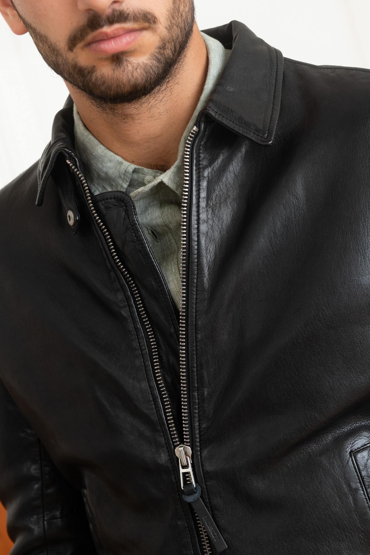 Ecofriendly black leather shirt collar jacket - Image n°7