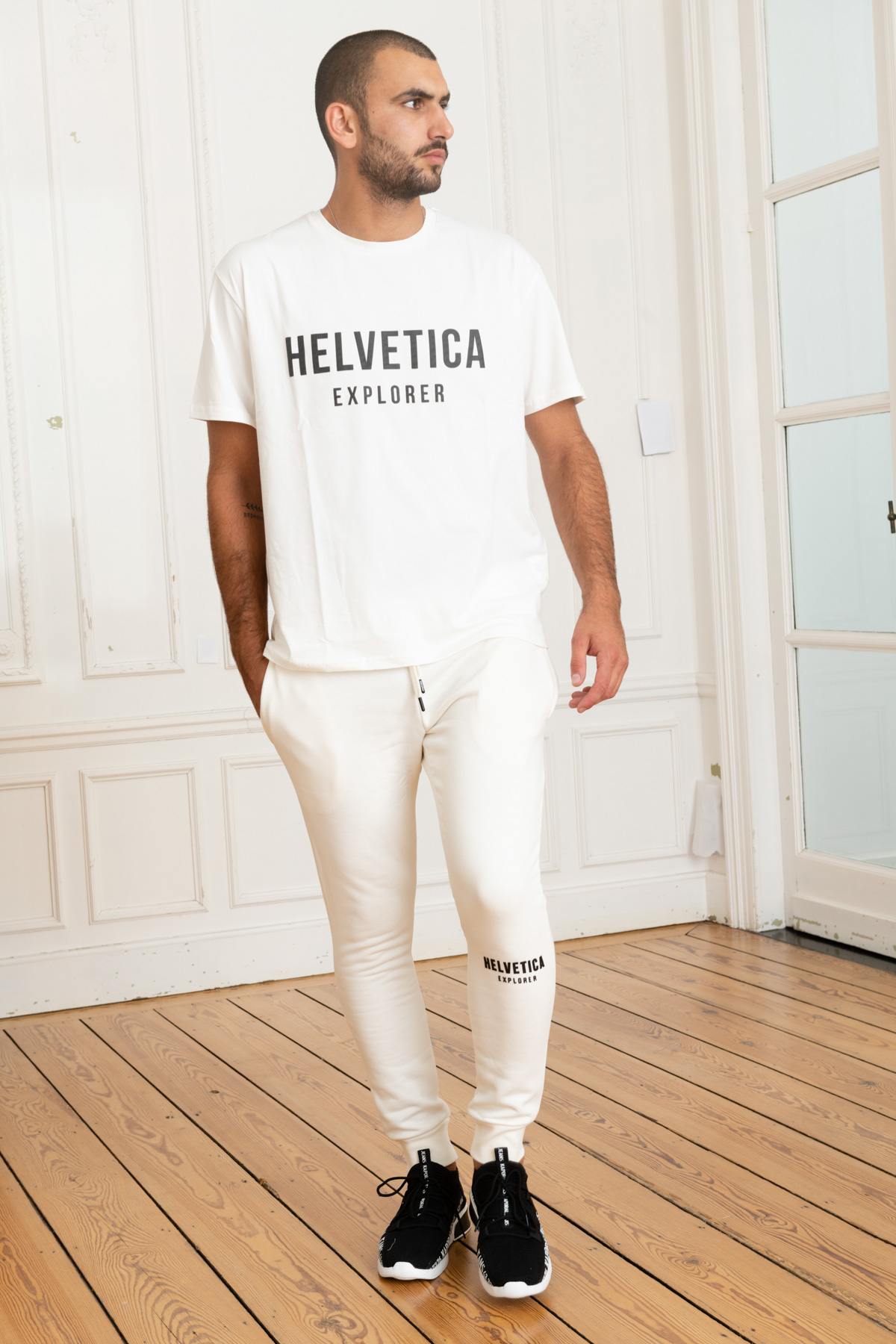 White streetwear t-shirt - Image n°2