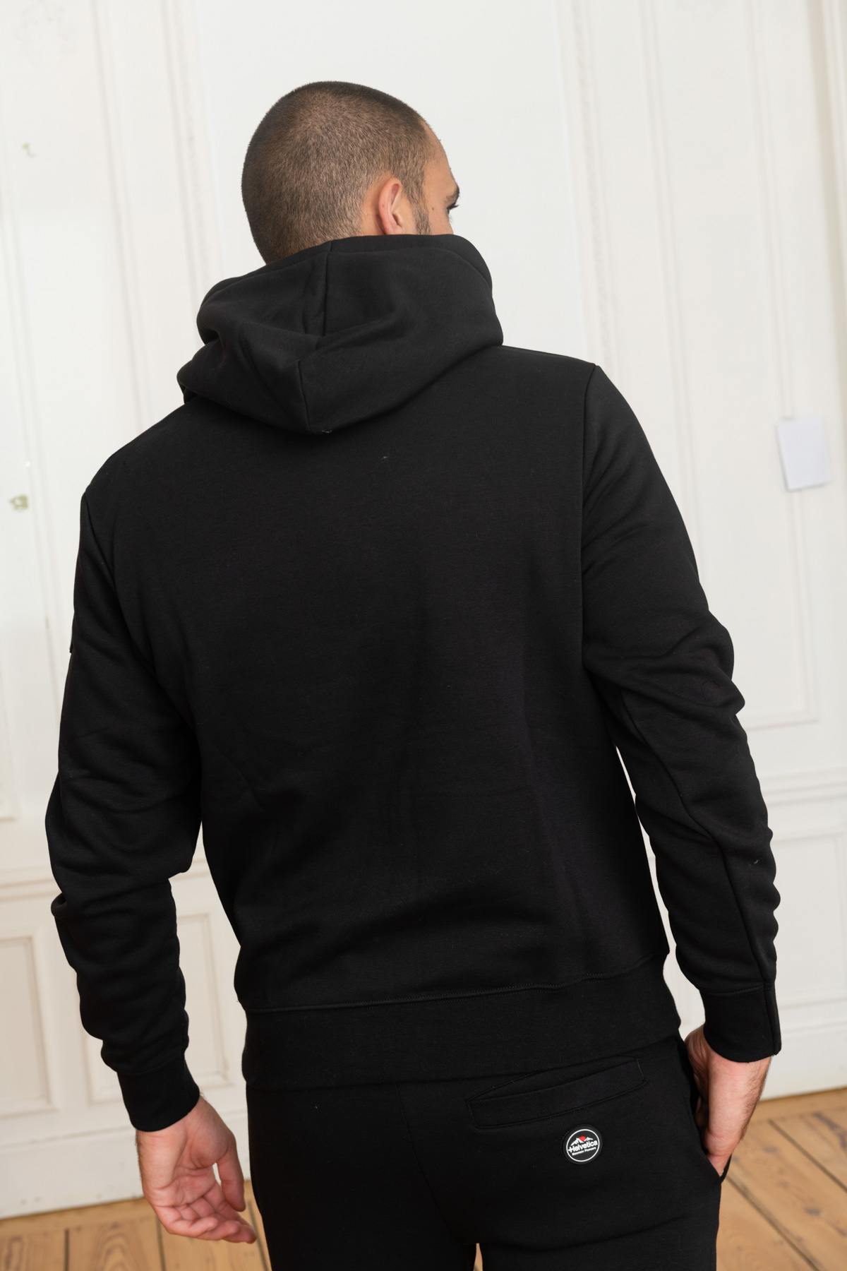 Black streetwear sweater - Image n°3