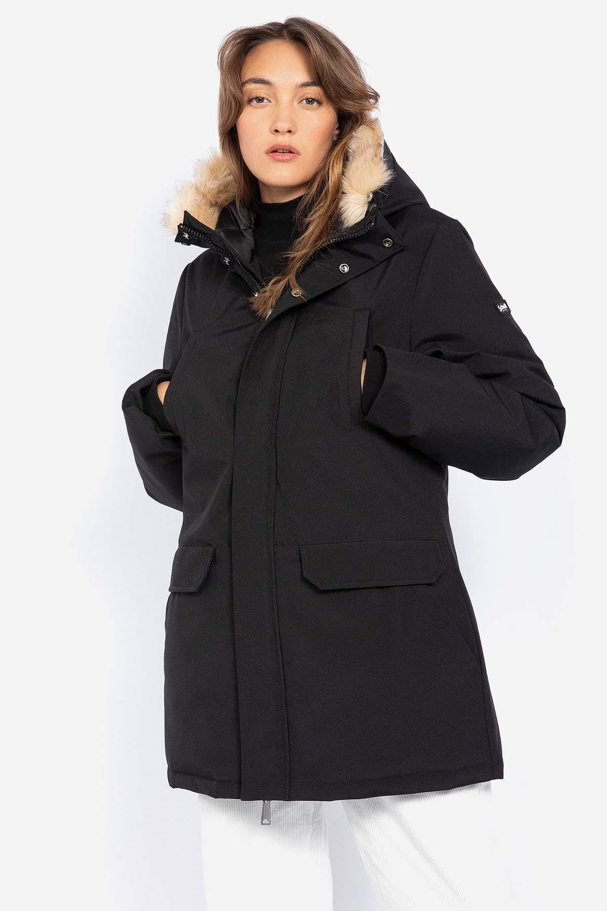 Women's black parka with detachable fur-lined hood - Image n°1