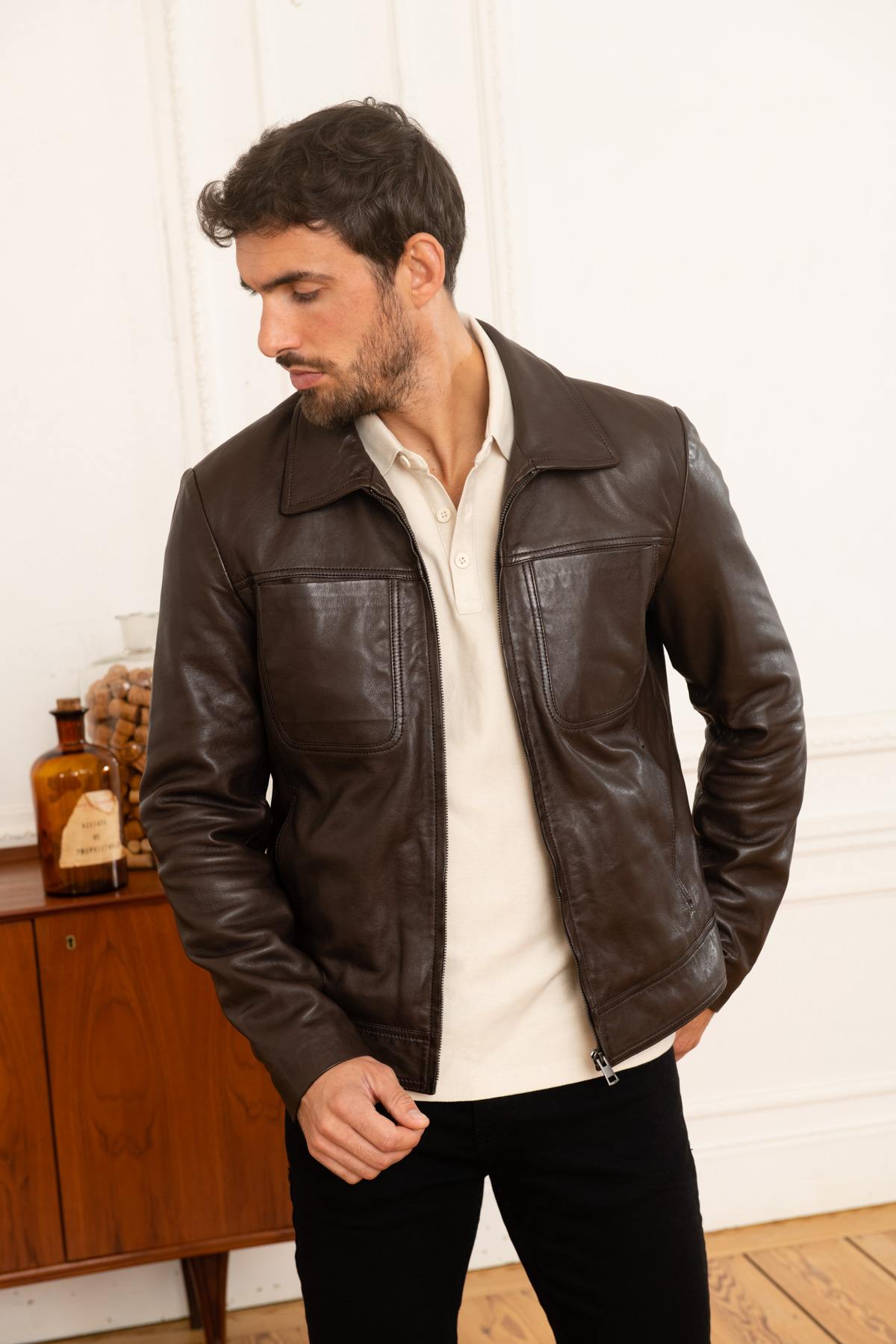 Vintage brown leather jacket with shirt collar - Image n°1