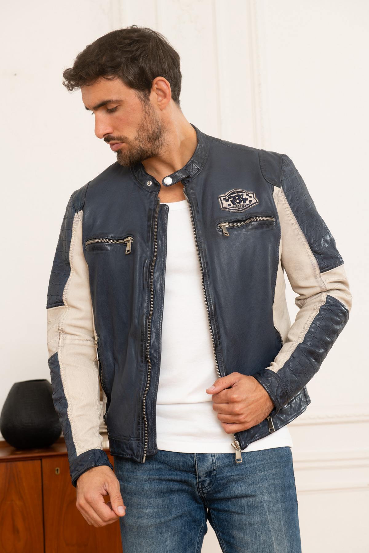 Blue and white leather racing jacket - Image n°1