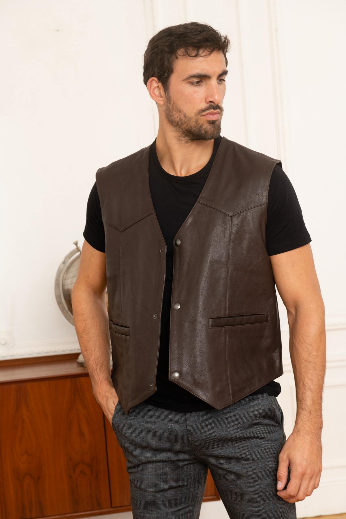 Brown genuine leather biker vest - Image n°1