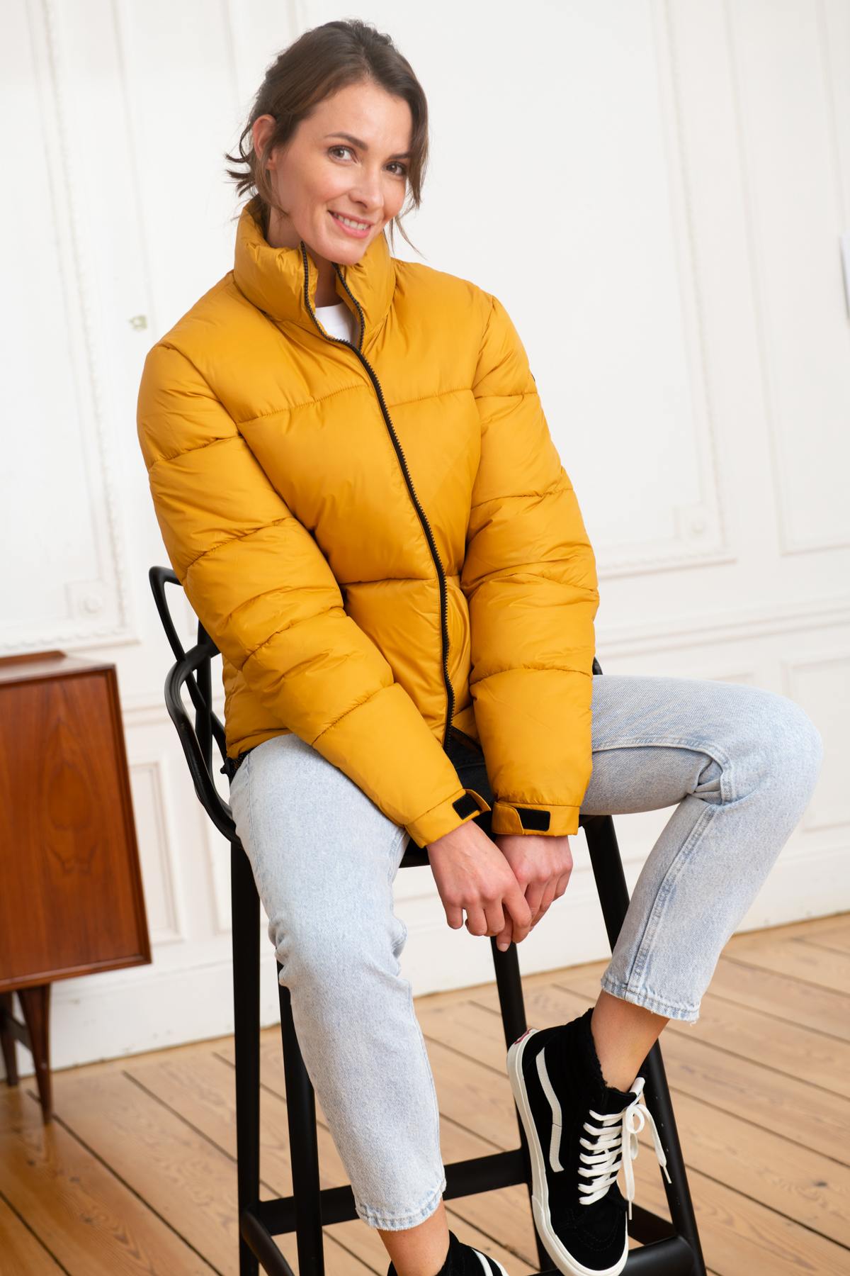 Women's golden yellow down jacket - Image n°1