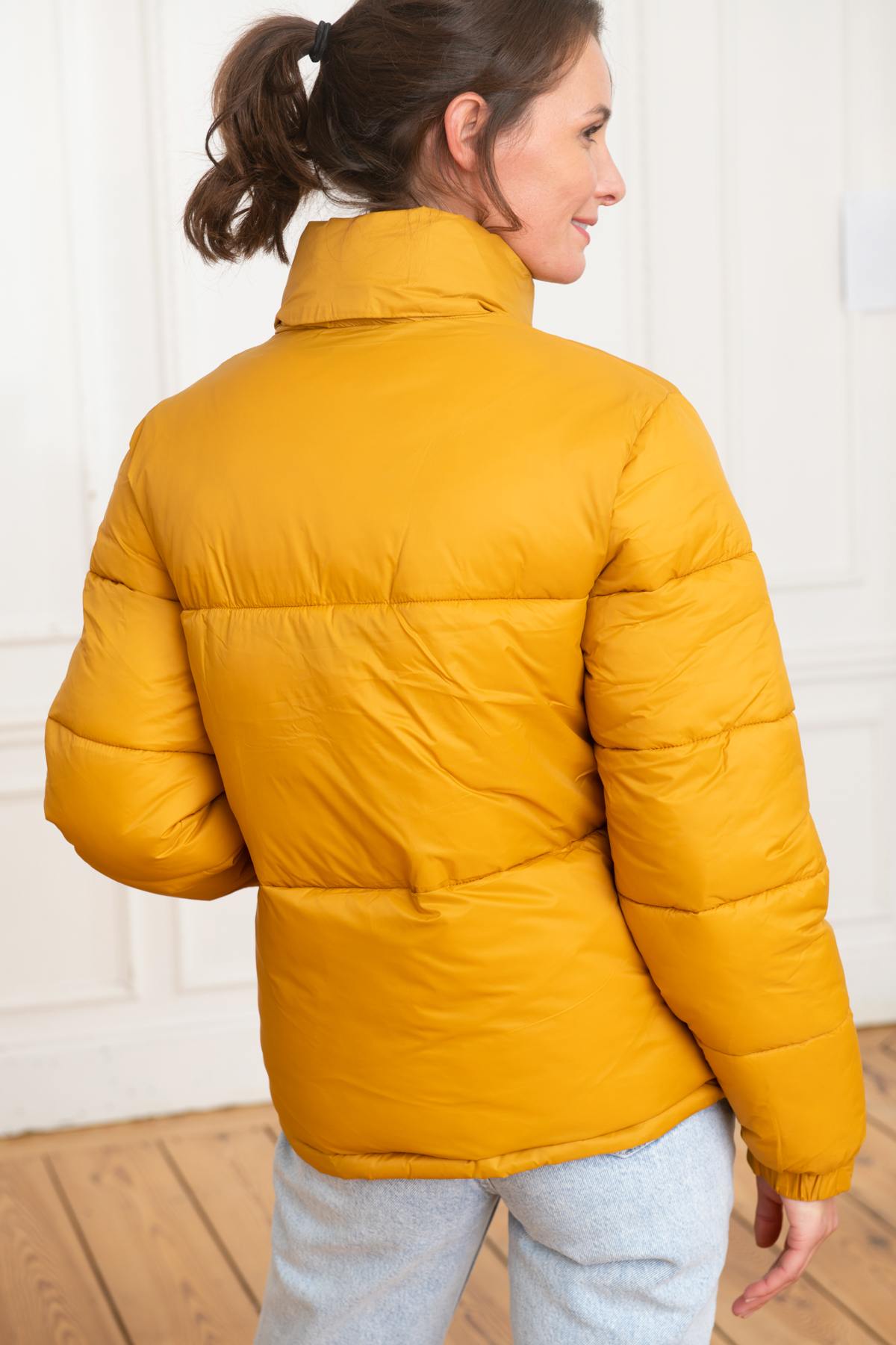 Women's golden yellow down jacket - Image n°5