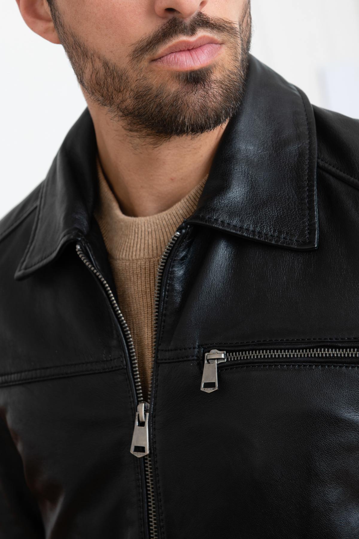 Black shirt collar jacket for men. - Image n°9